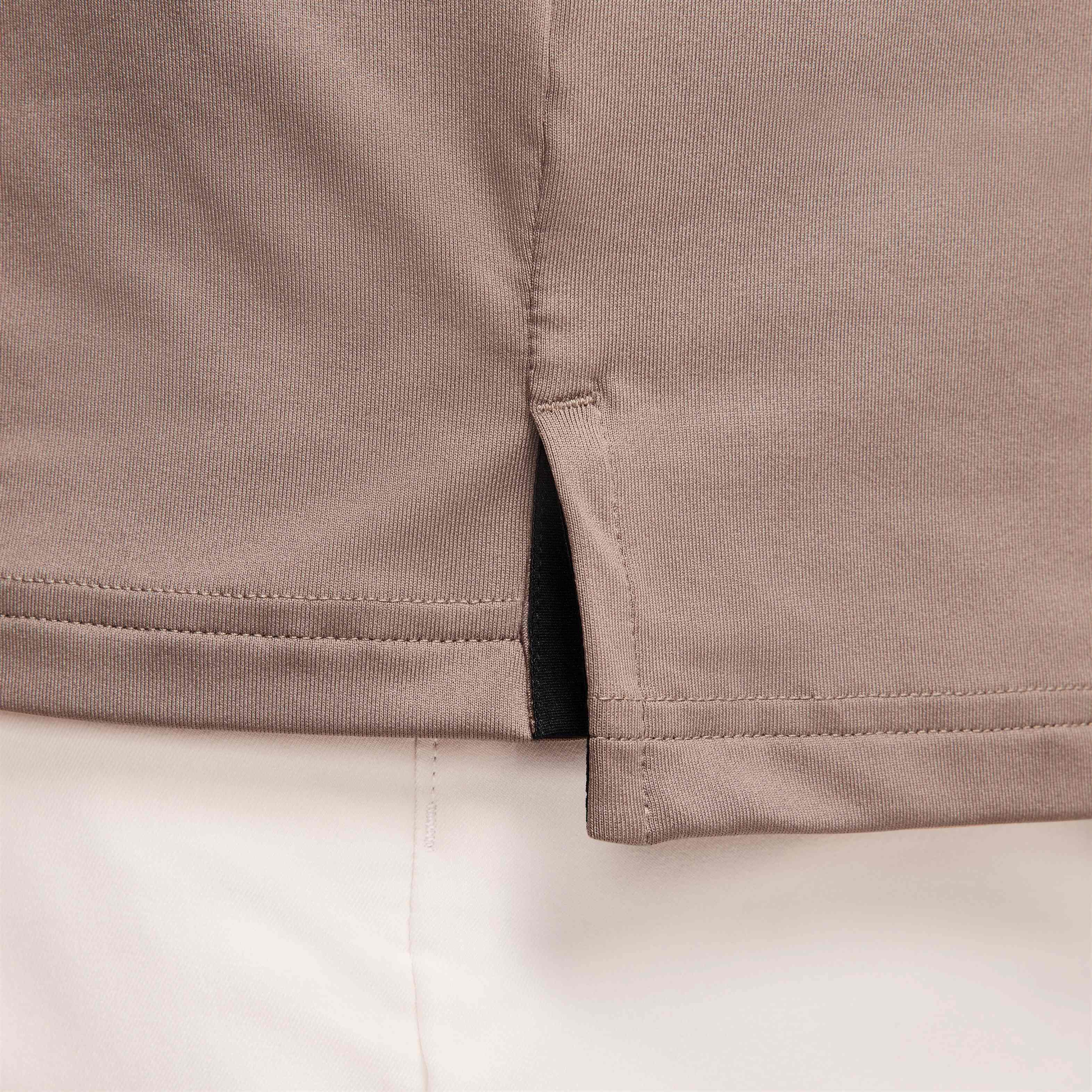 نايكي تور image number 8