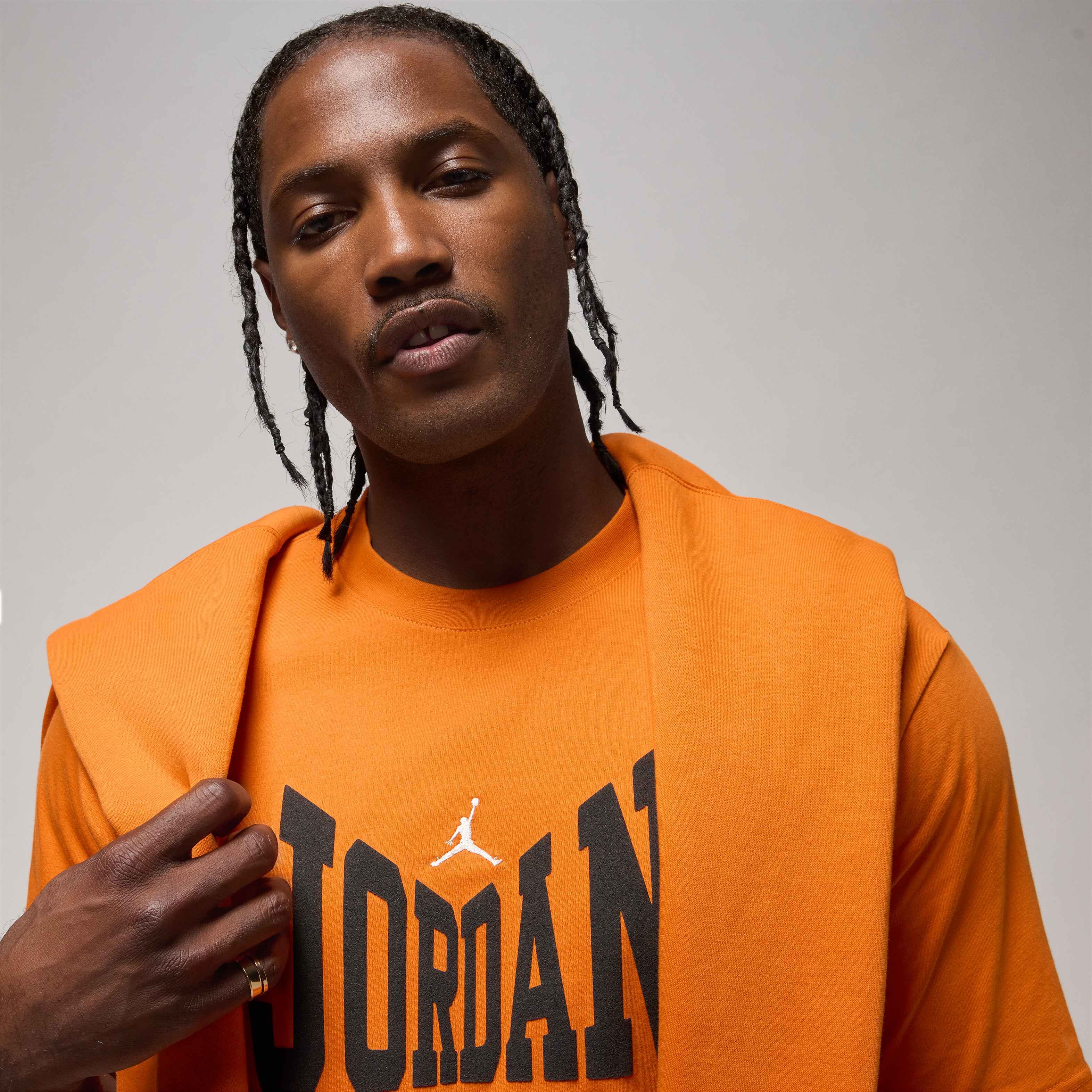 Jordan Brooklyn image number 2