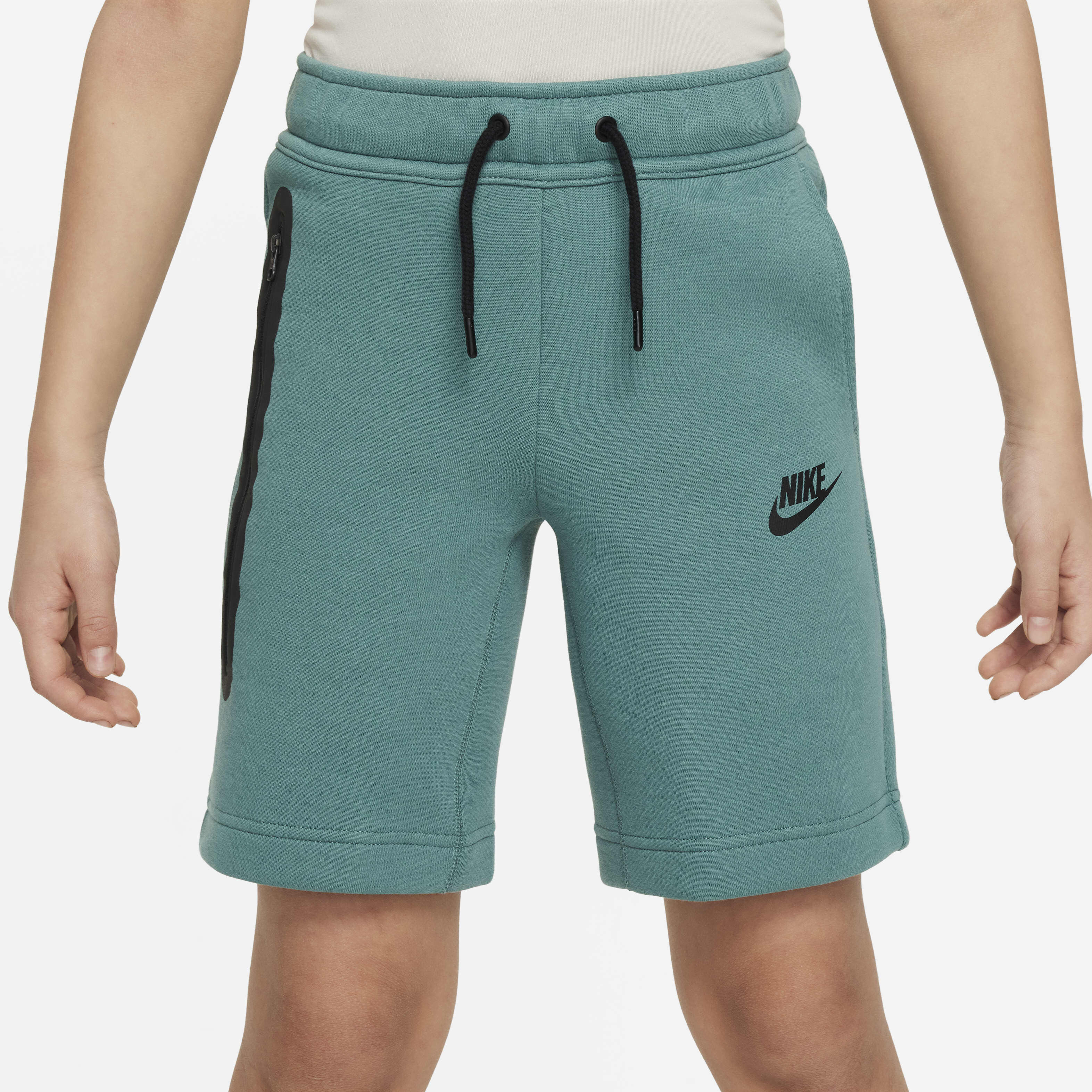 Nike tech shorts boys shop