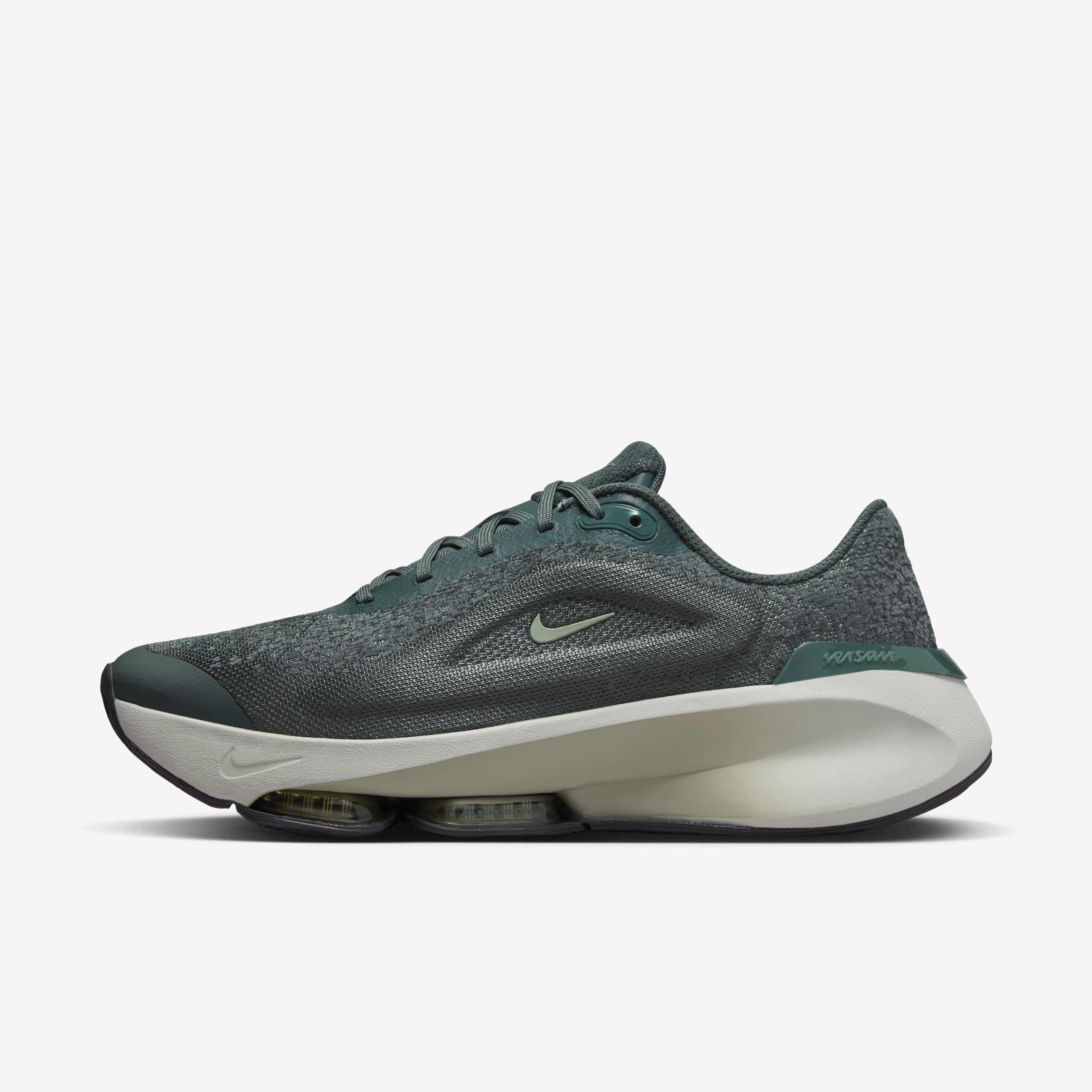 Buy Nike Versair Women s Workout Shoes Nike Qatar Official