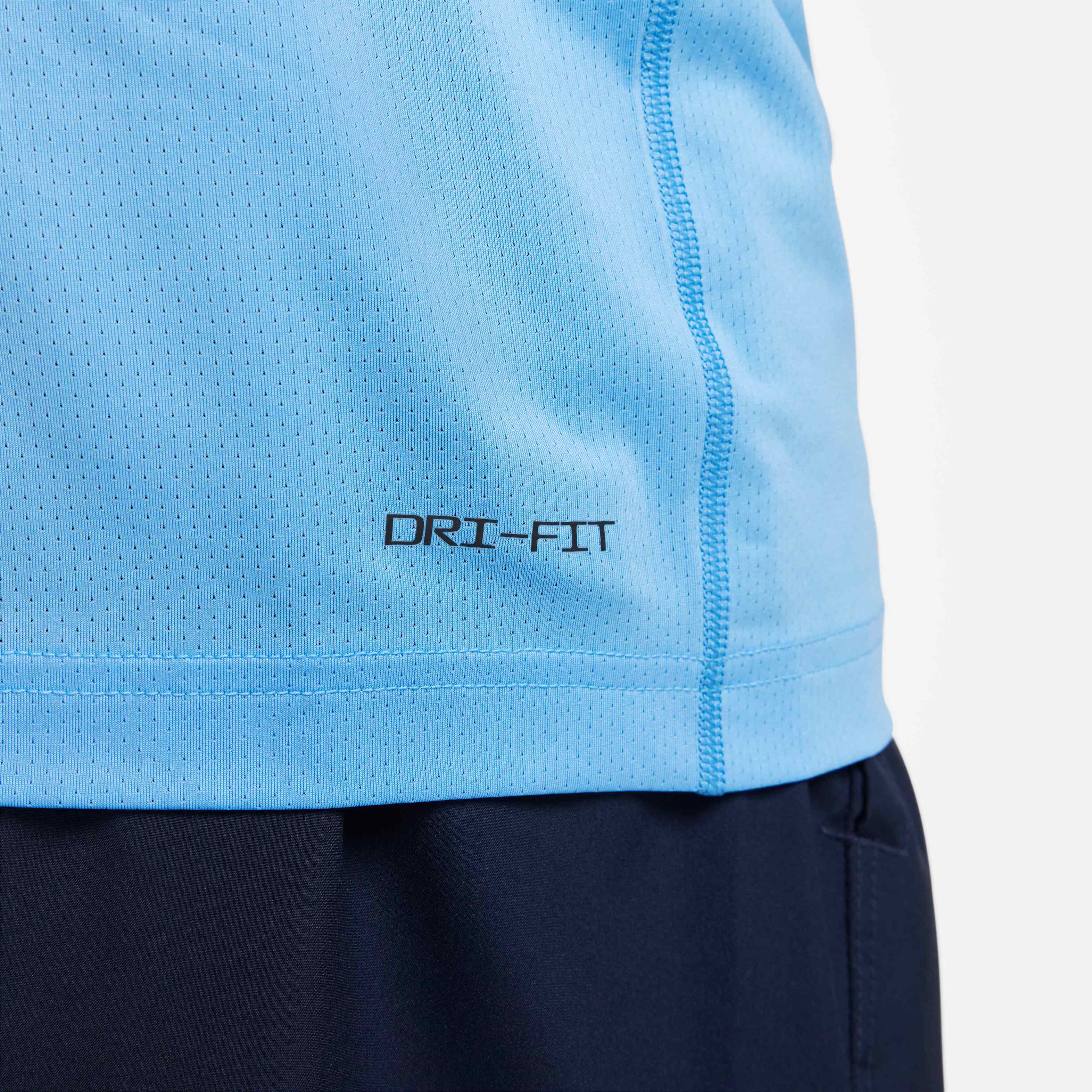 نايكي ريدي image number 3