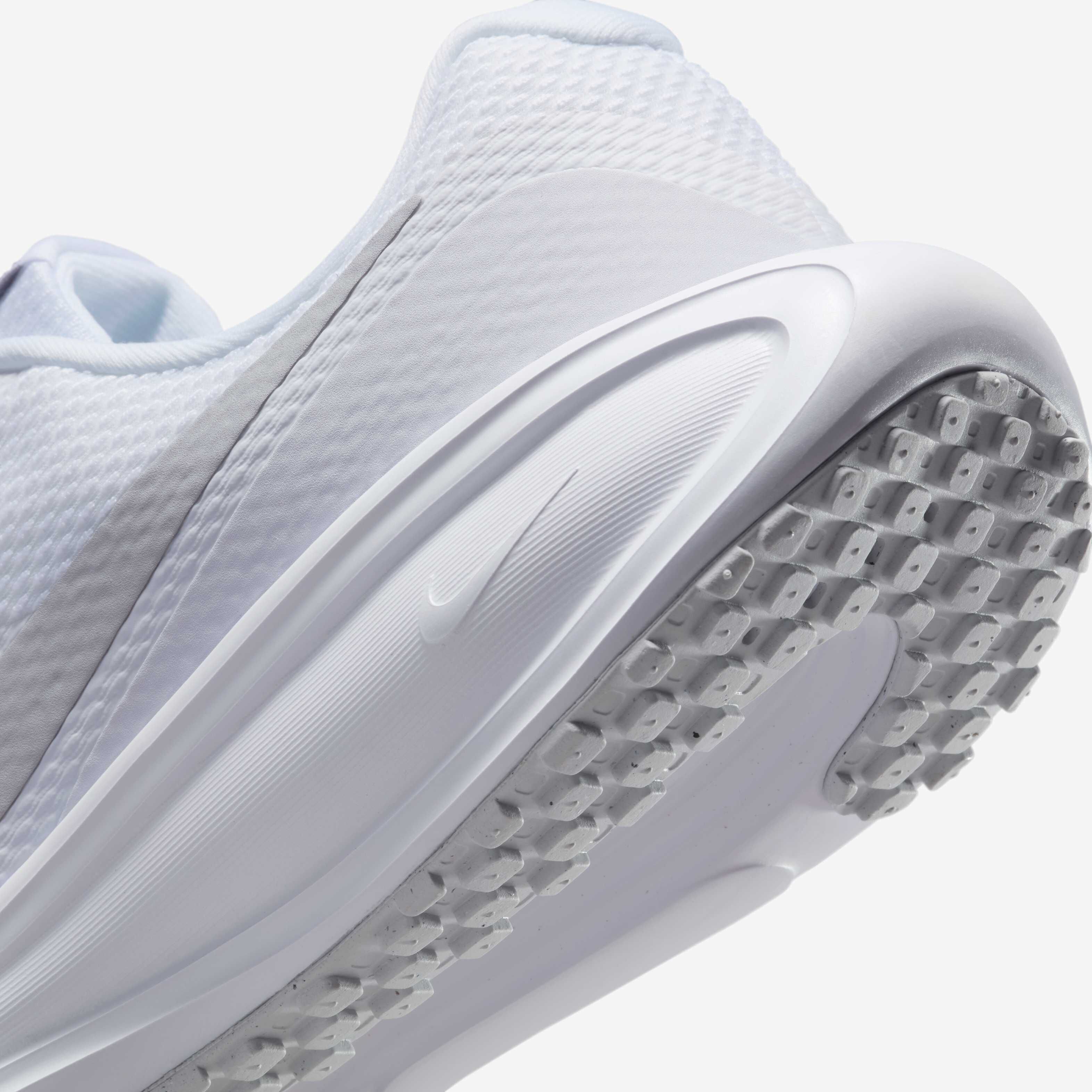 نايكي ريفلوشن 8 image number 7