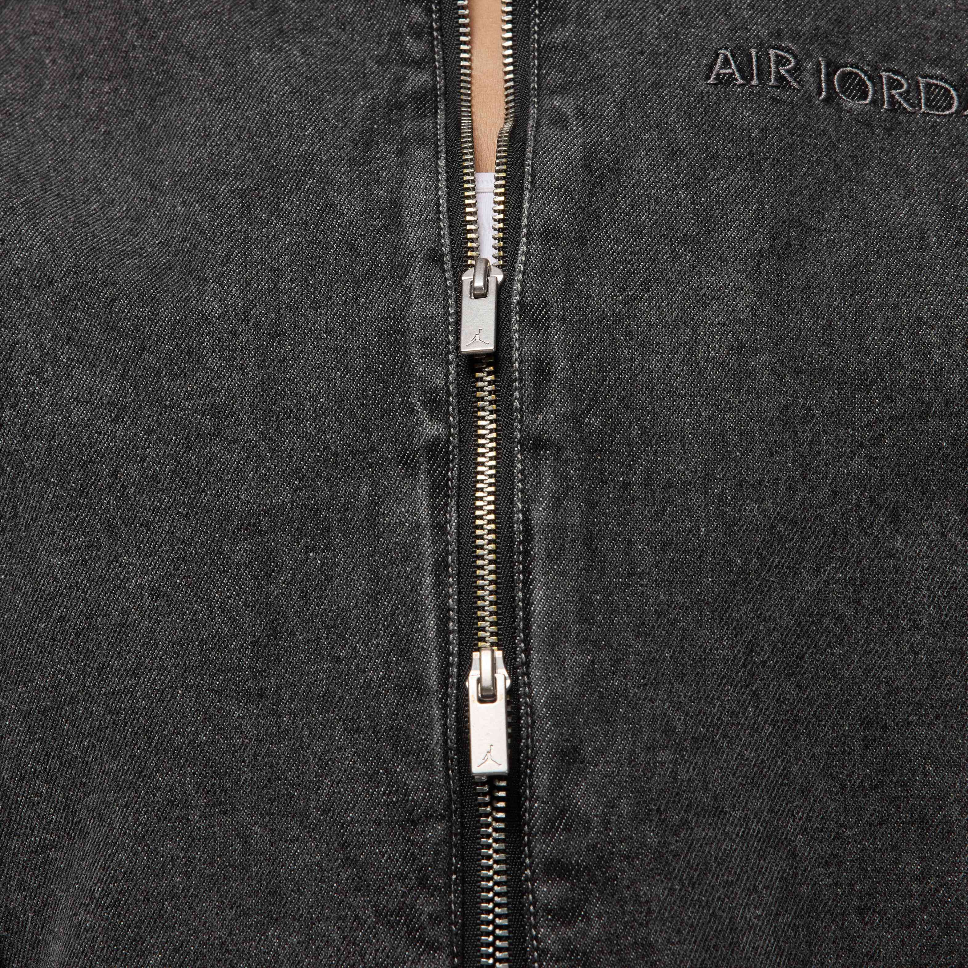 Air Jordan image number 4