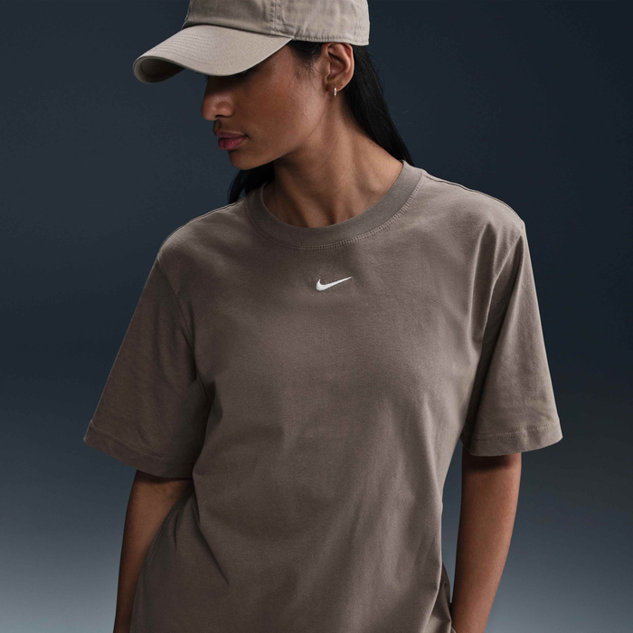 Nike Sportswear Essential image number 0 Nike Sportswear Essential image number 0
