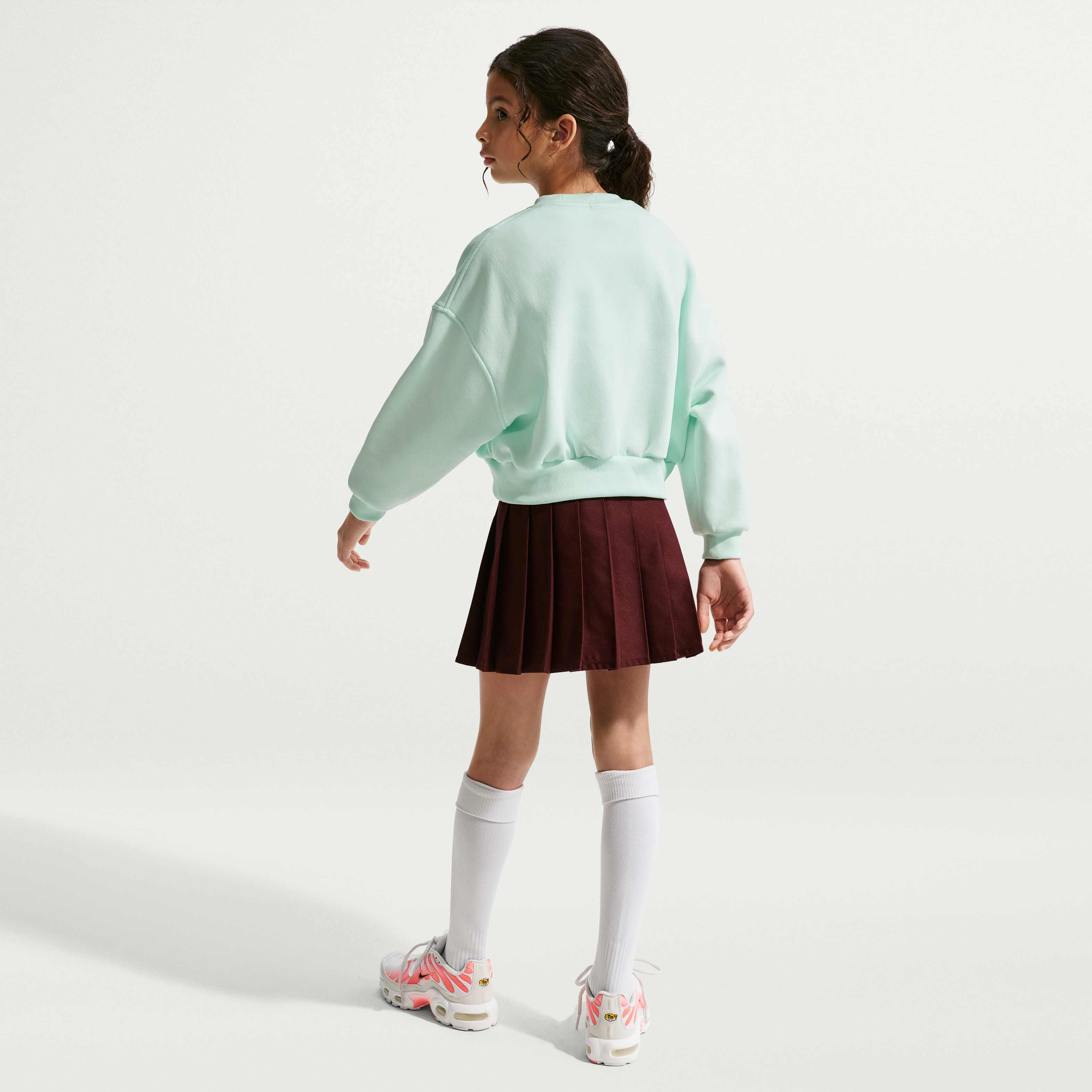 نايكي سبورتسوير كلوب فليس image number 4