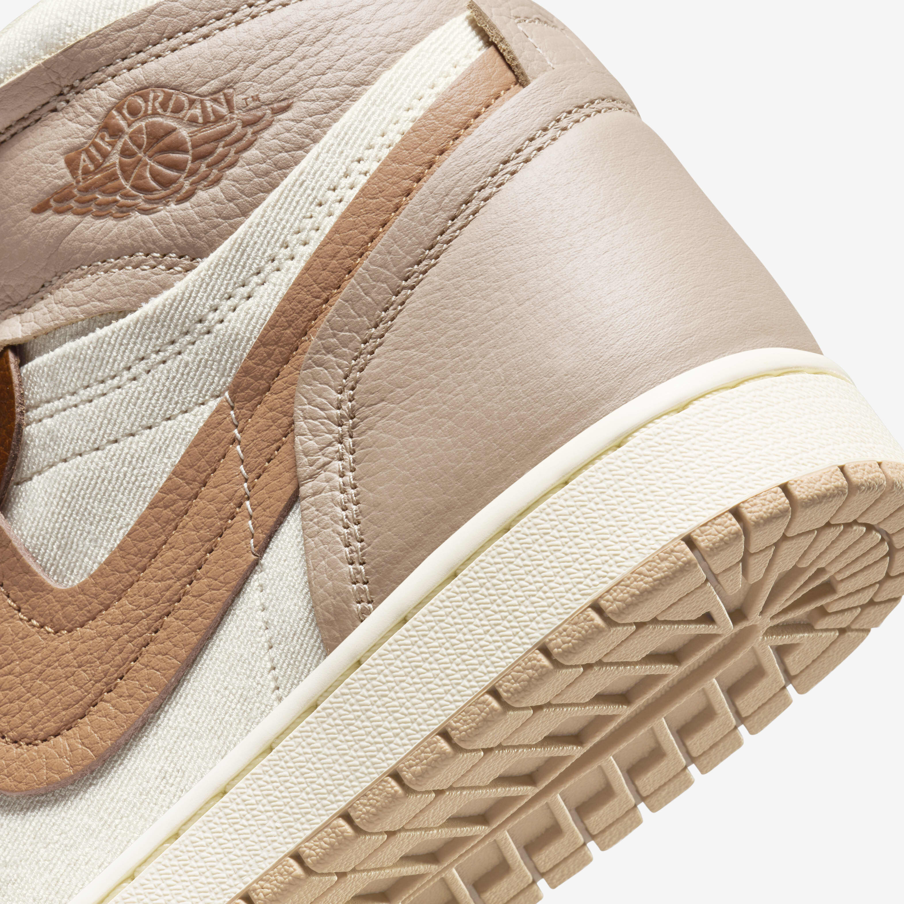 Air Jordan 1 High Method of Make image number 7