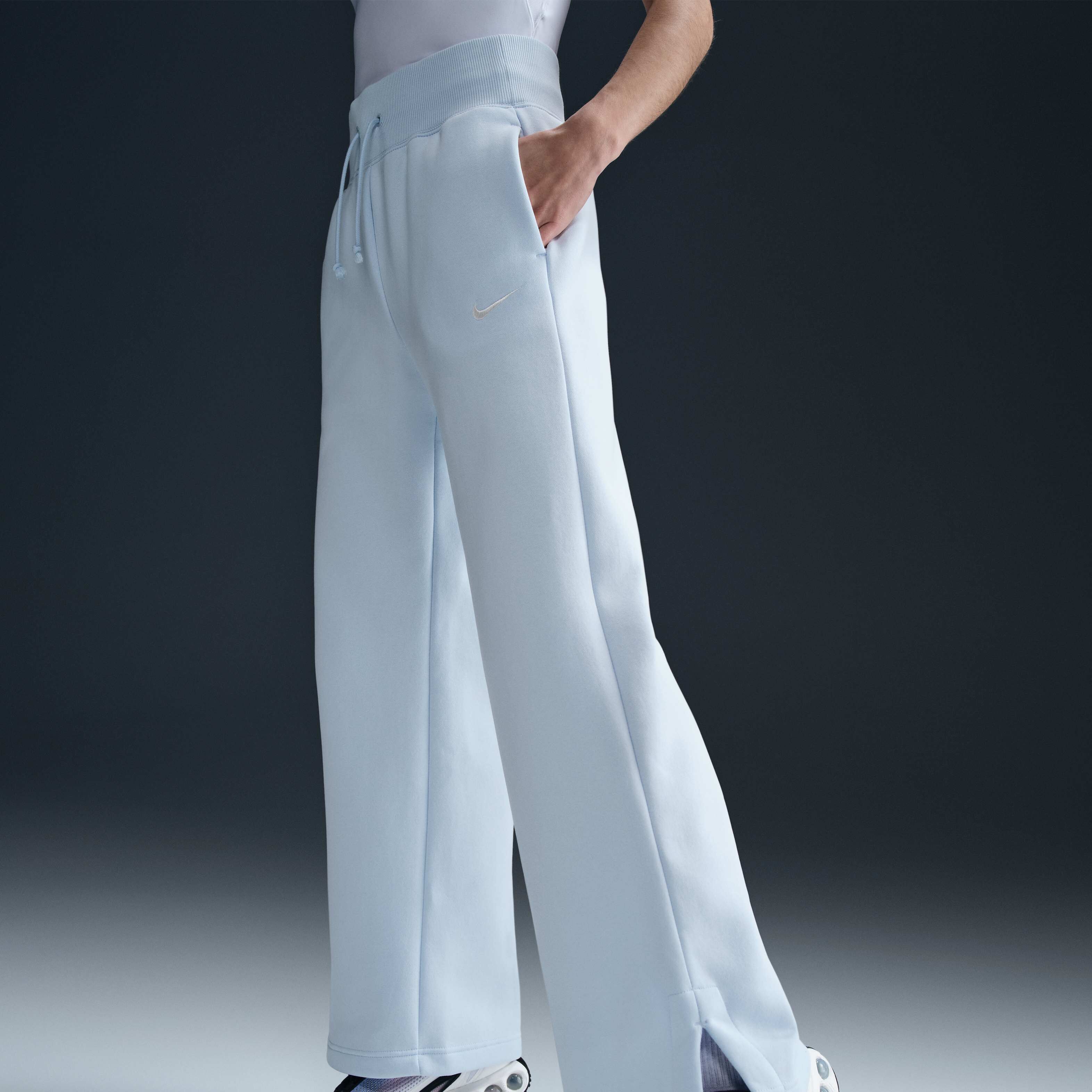 نايكي سبورتسوير فينيكس فليس image number 1