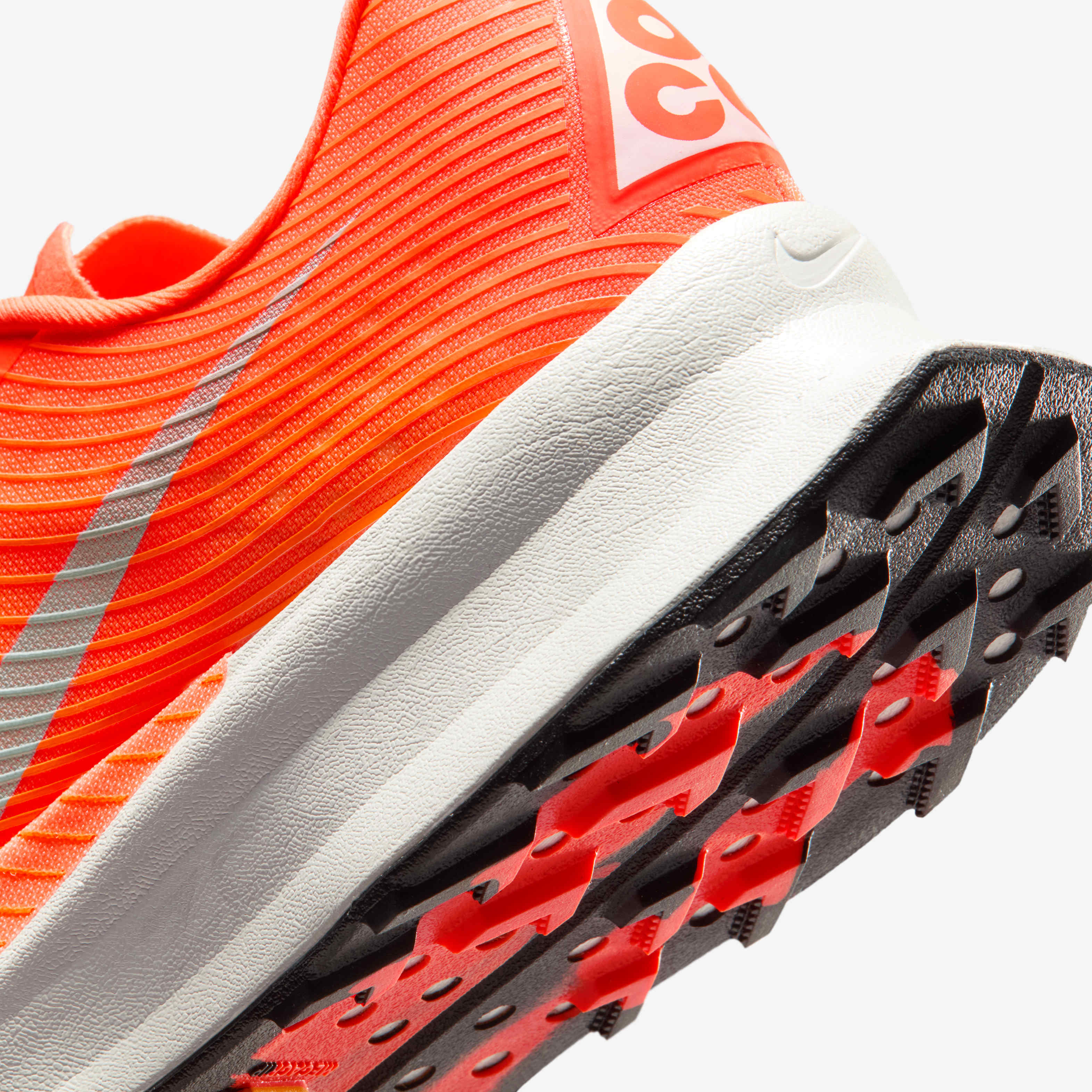 Nike ACG Ultrafly Trail image number 8