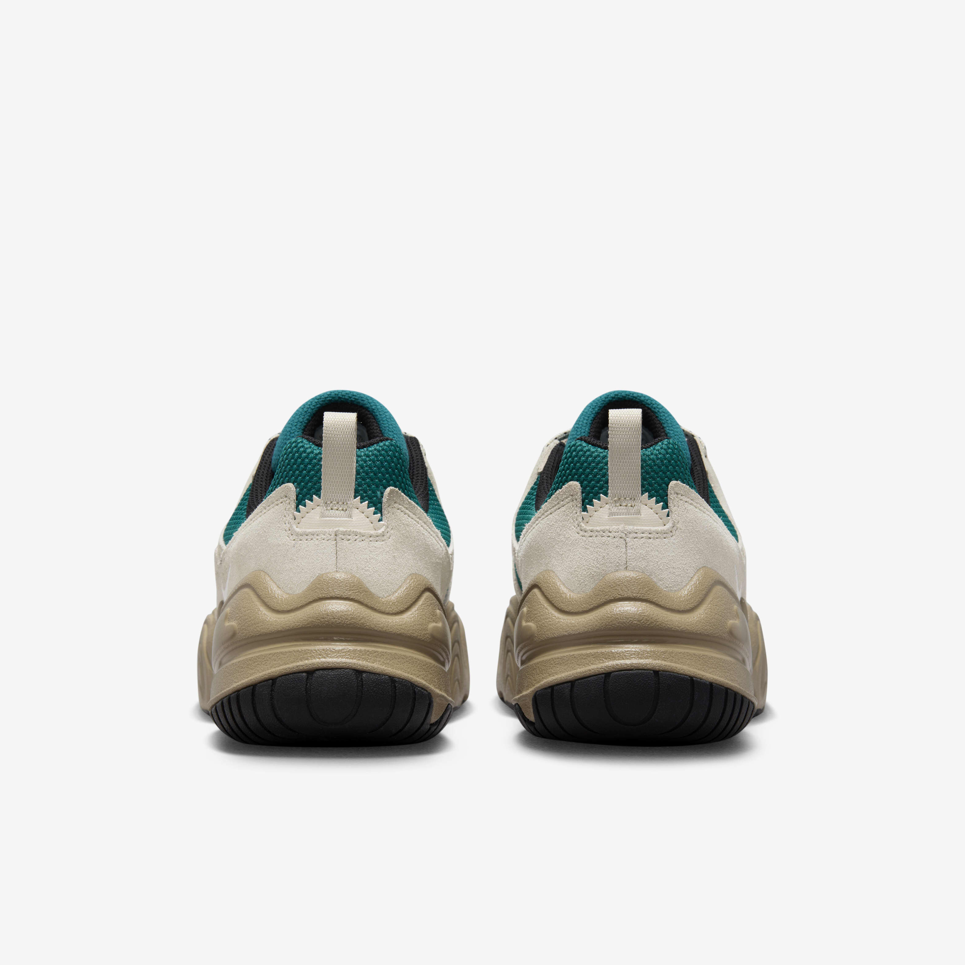 نايكي تيك هيرا image number 6