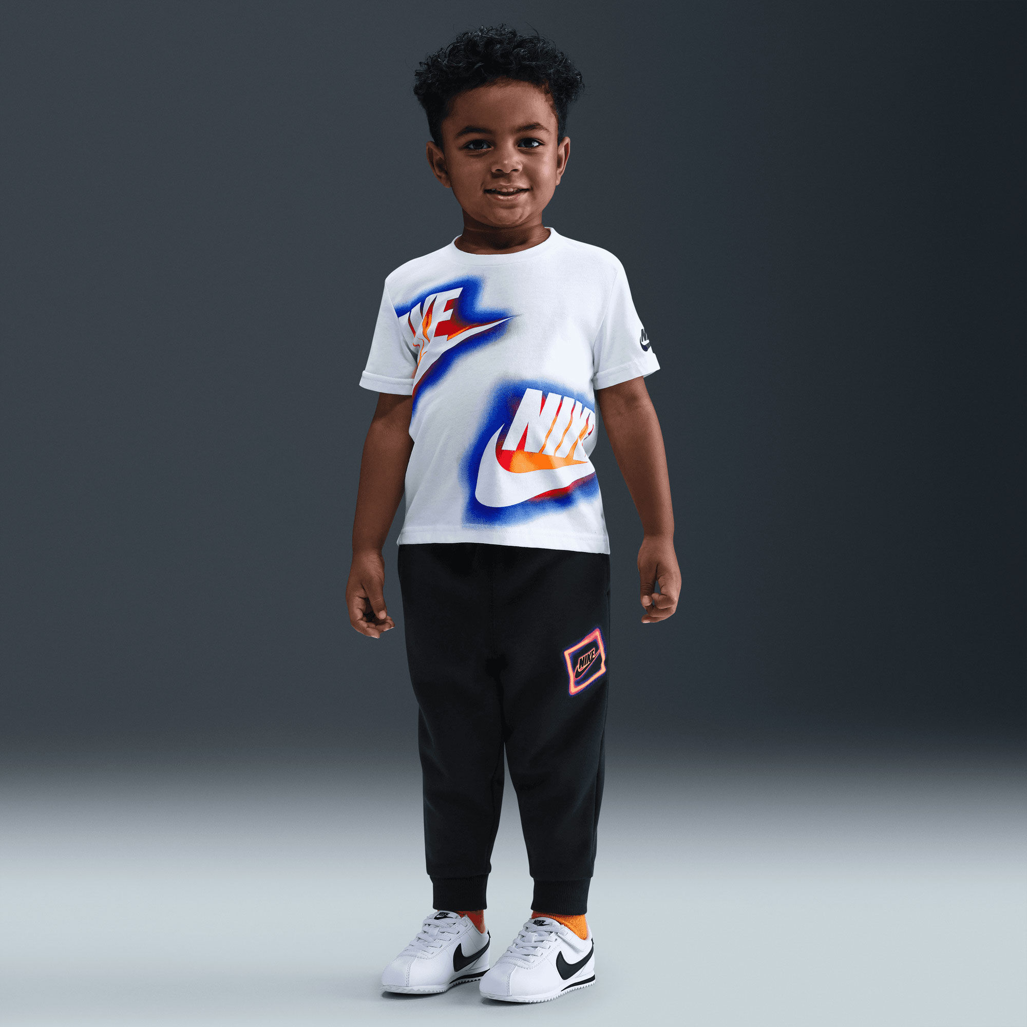 Nike Glow With Me image number 0