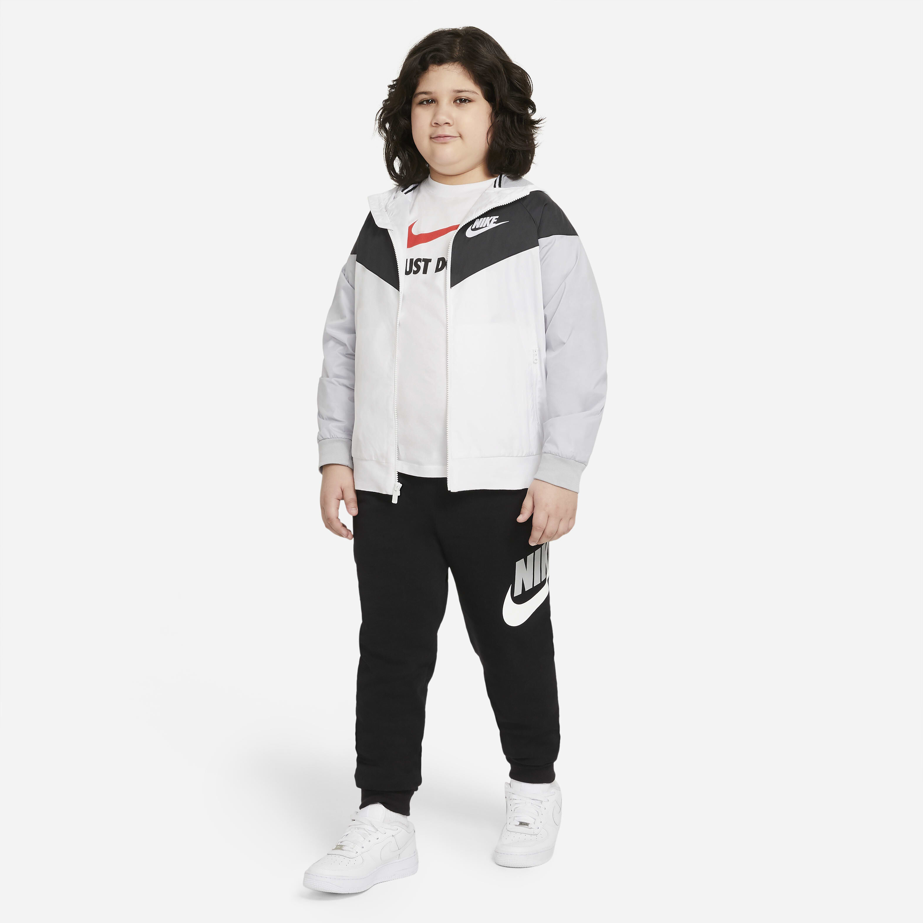 نايكي سبورتسوير ويندرانر image number 6