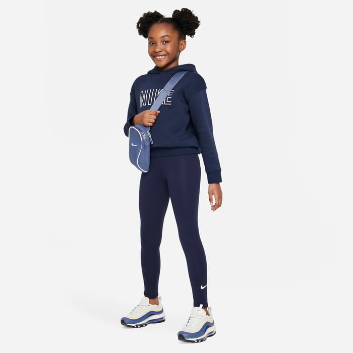 Nike Sportswear Favourites image number 4 Nike Sportswear Favourites image number 4