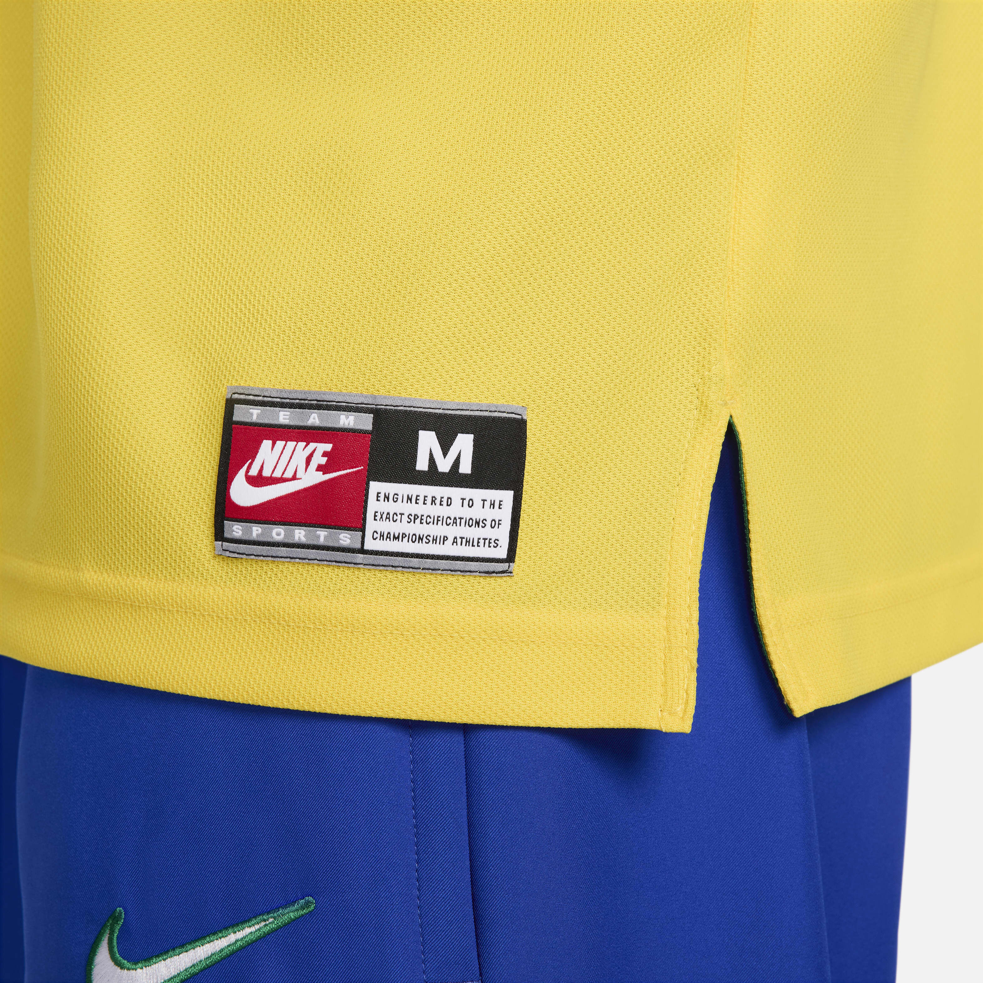 ウェア Nike Brazil 1998 Reissue Men's Soccer Brazil 1998 Reissue Men's Nike Football Replica Shirt. Nike ID
