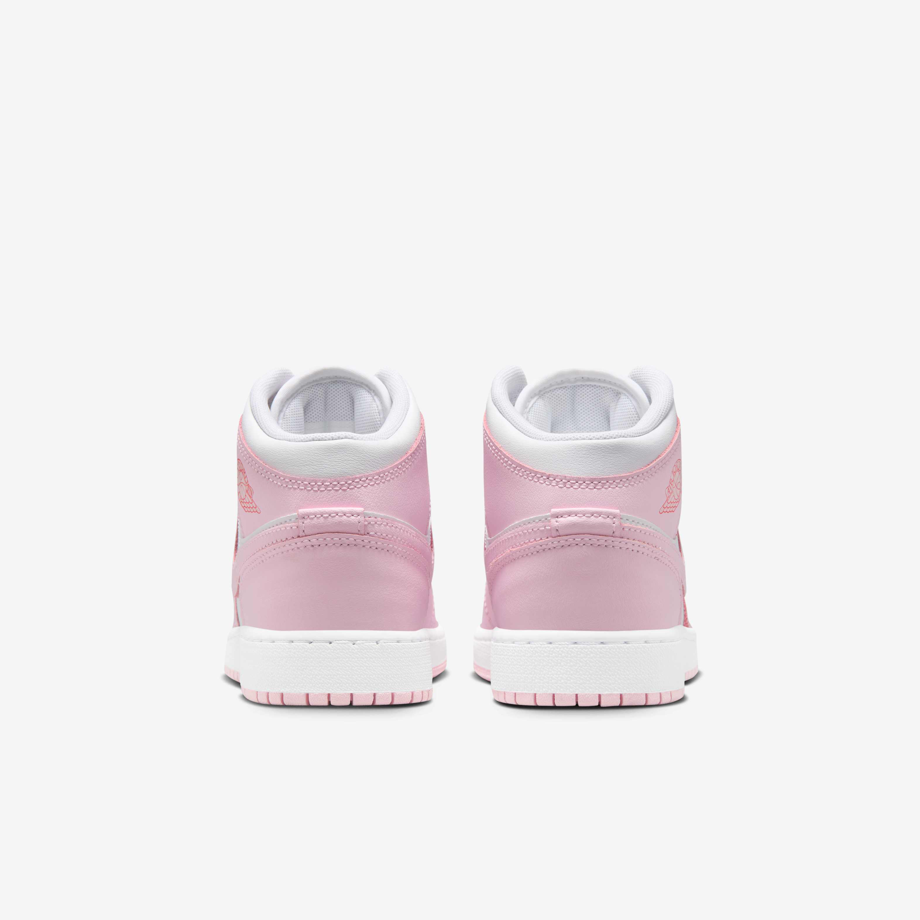 Air Jordan 1 Mid image number 5