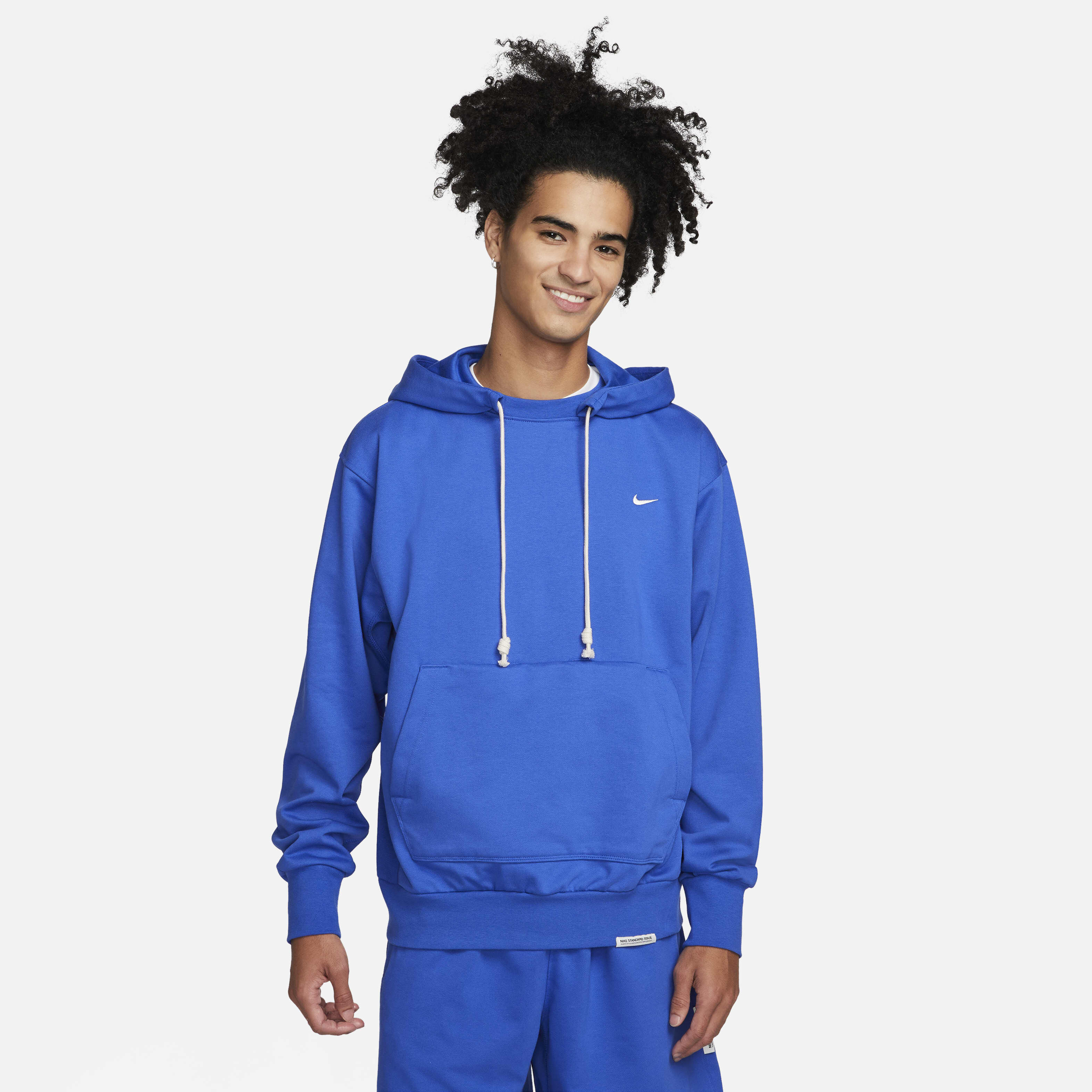 Nike Standard Issue image number 0