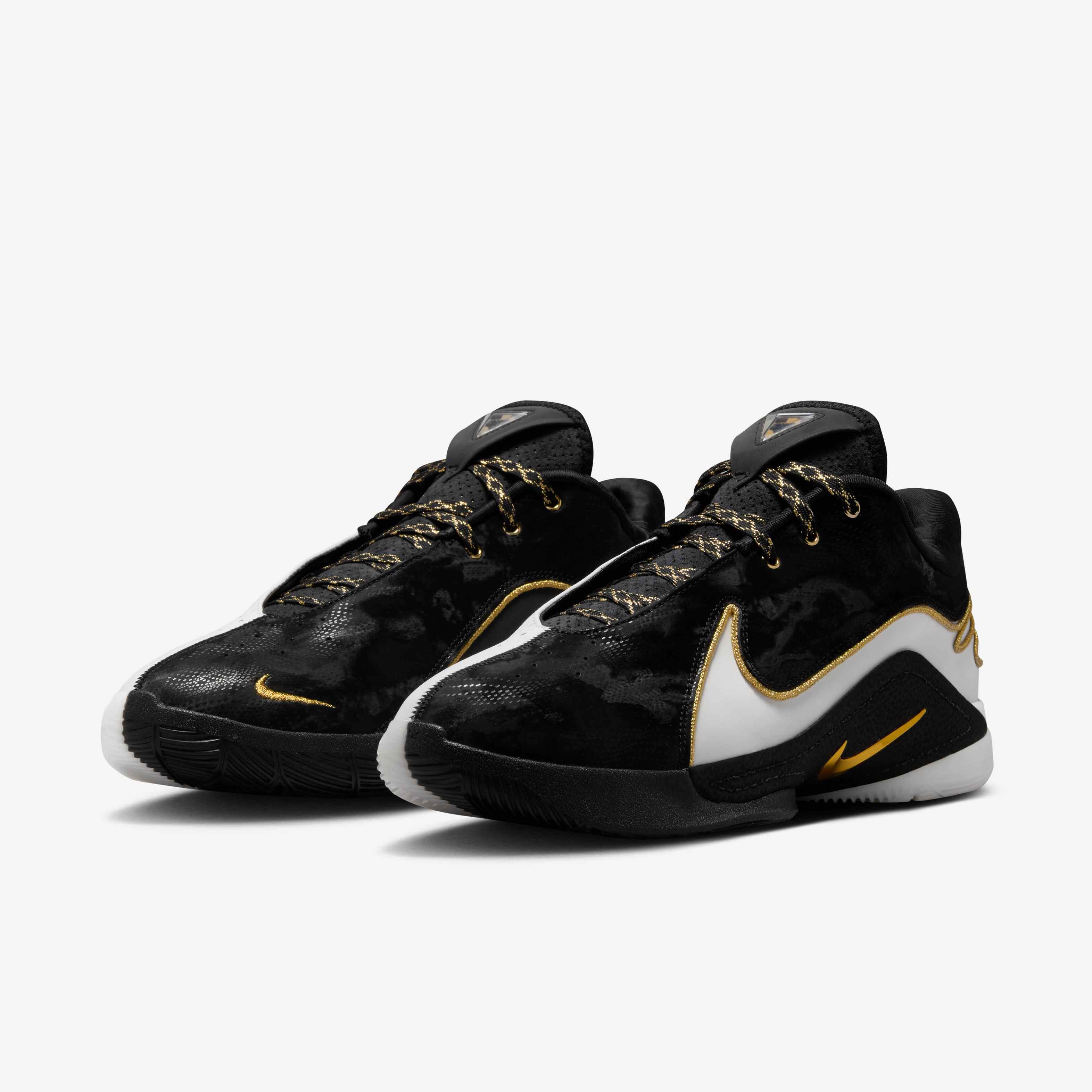 LeBron XXII 'Mogul' image number 4