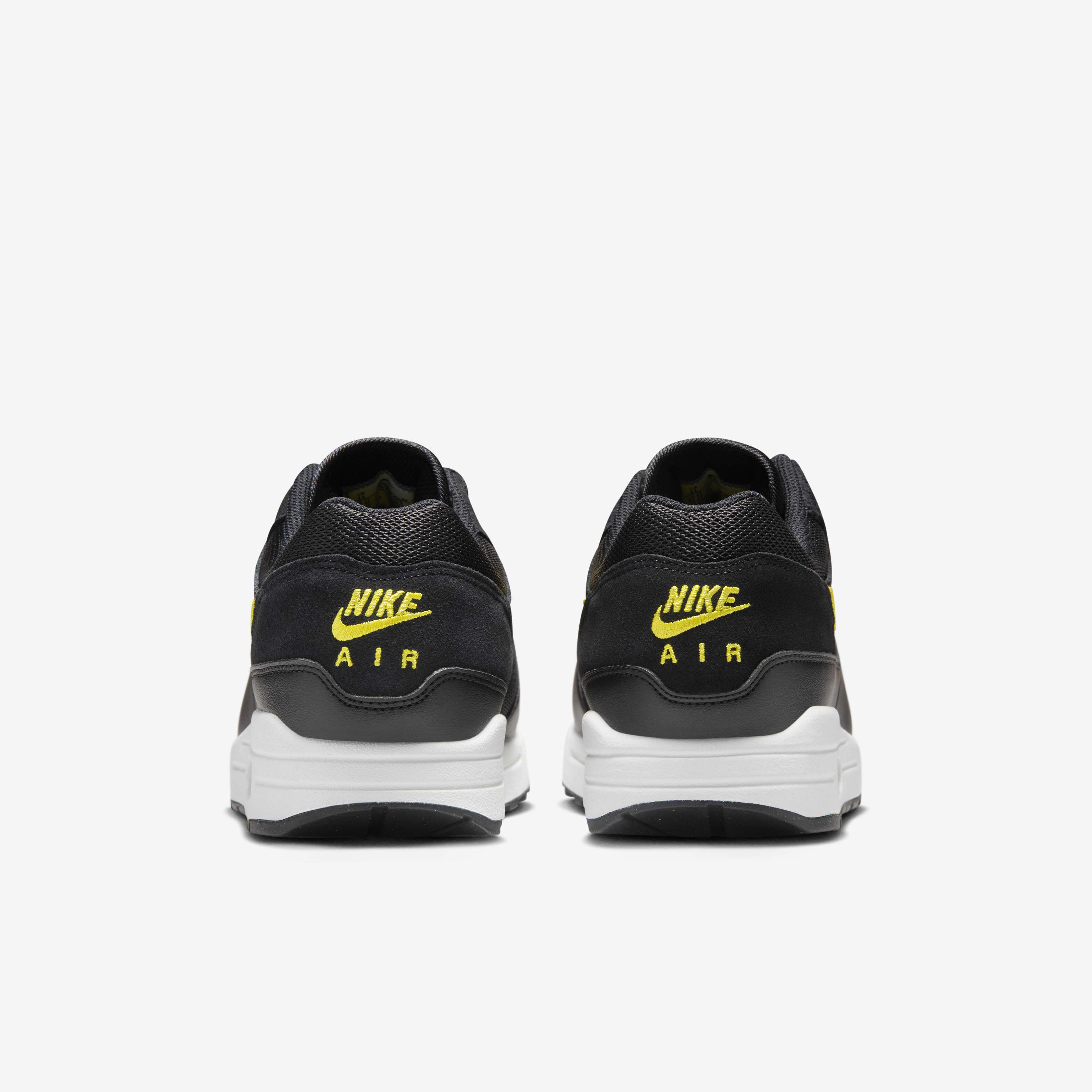 Nike men's air max 1 essential running shoe hot sale