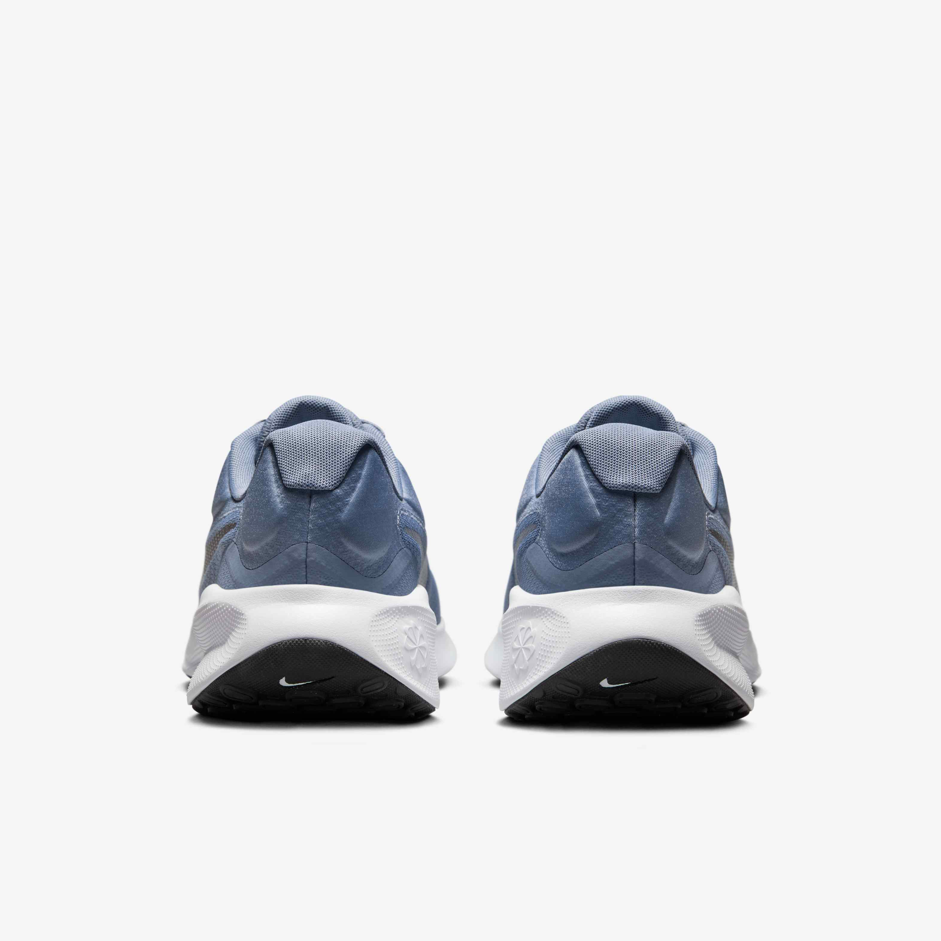 Nike Revolution 7 image number 5