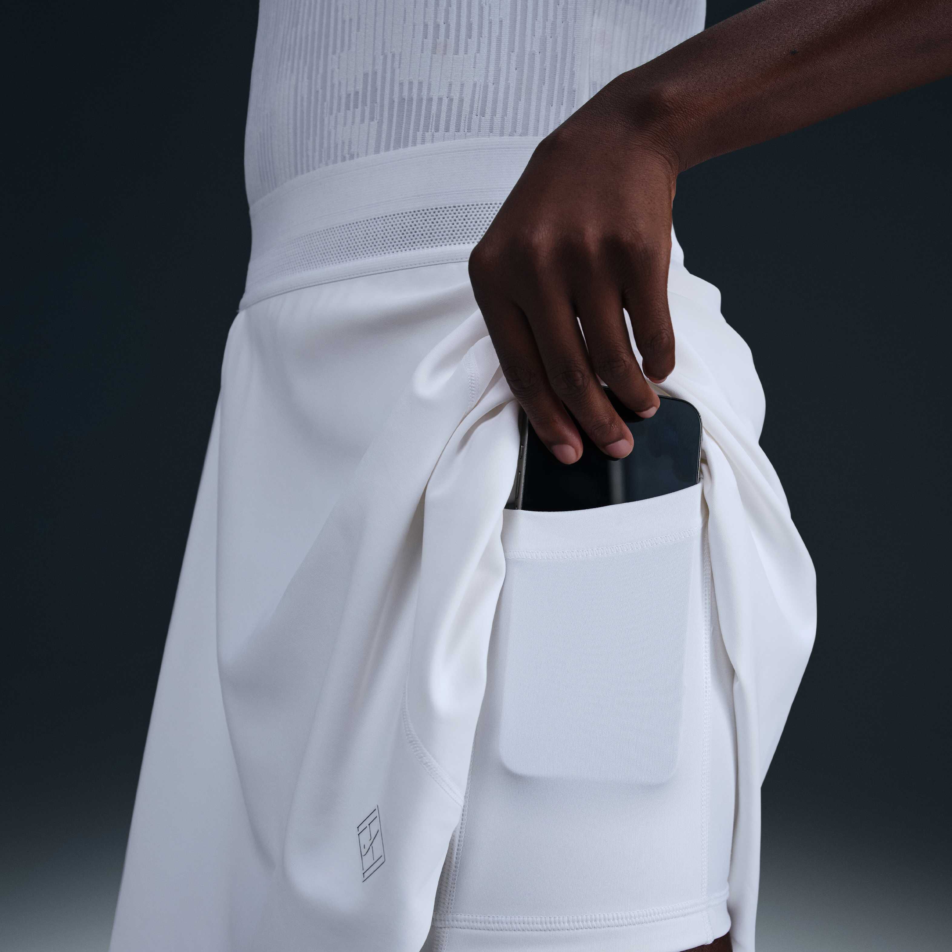 نايكي كورت ايس ادفانتج image number 6