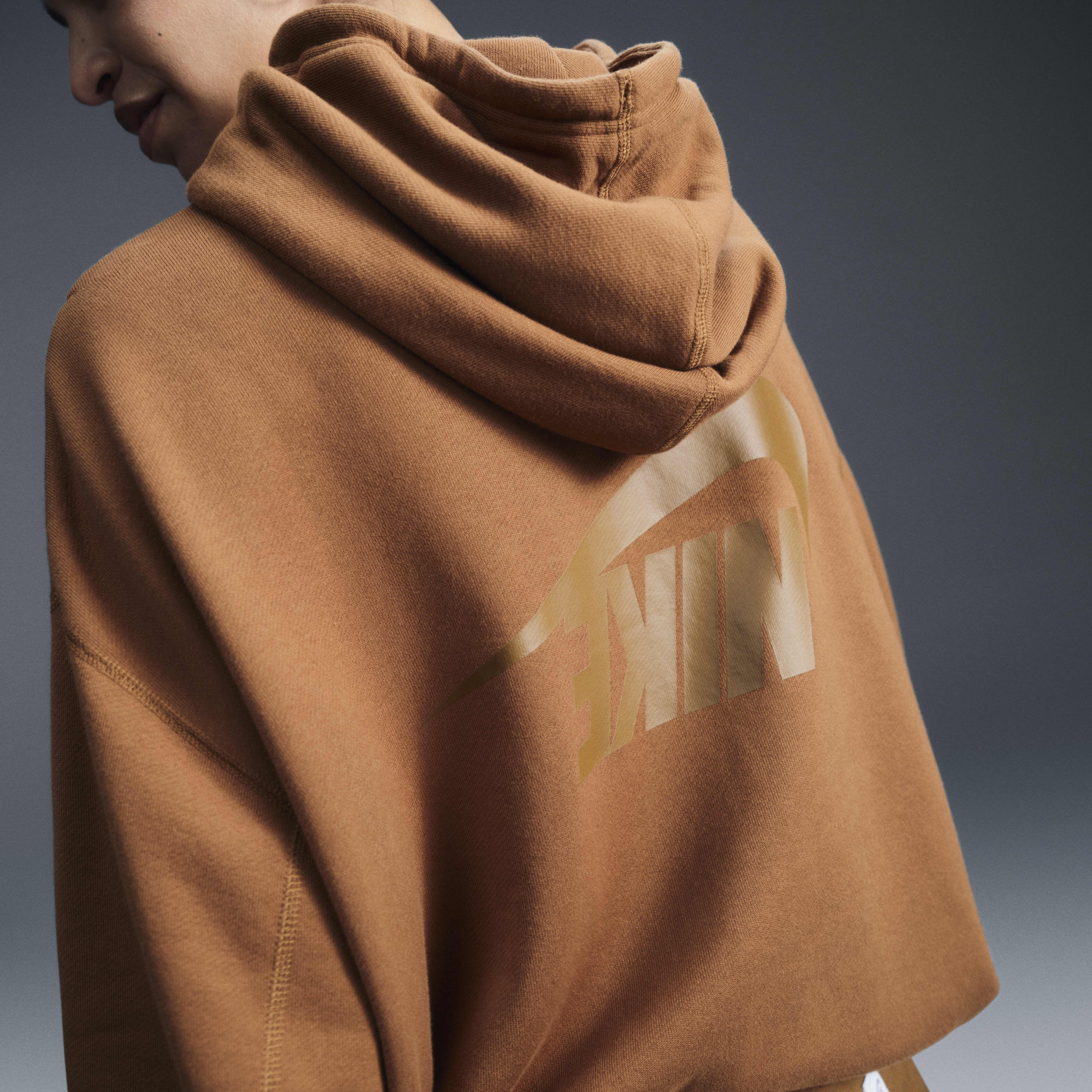 Tawny nike sweatshirt 2025
