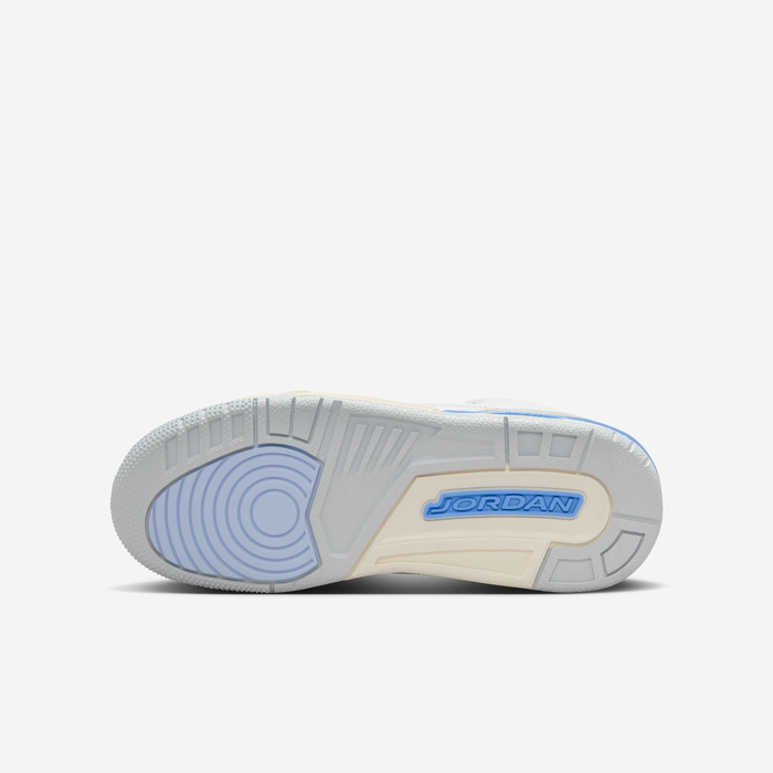 Air Jordan 3 Retro 'Medium Olive' image number 1 Air Jordan 3 Retro 'Medium Olive' image number 1