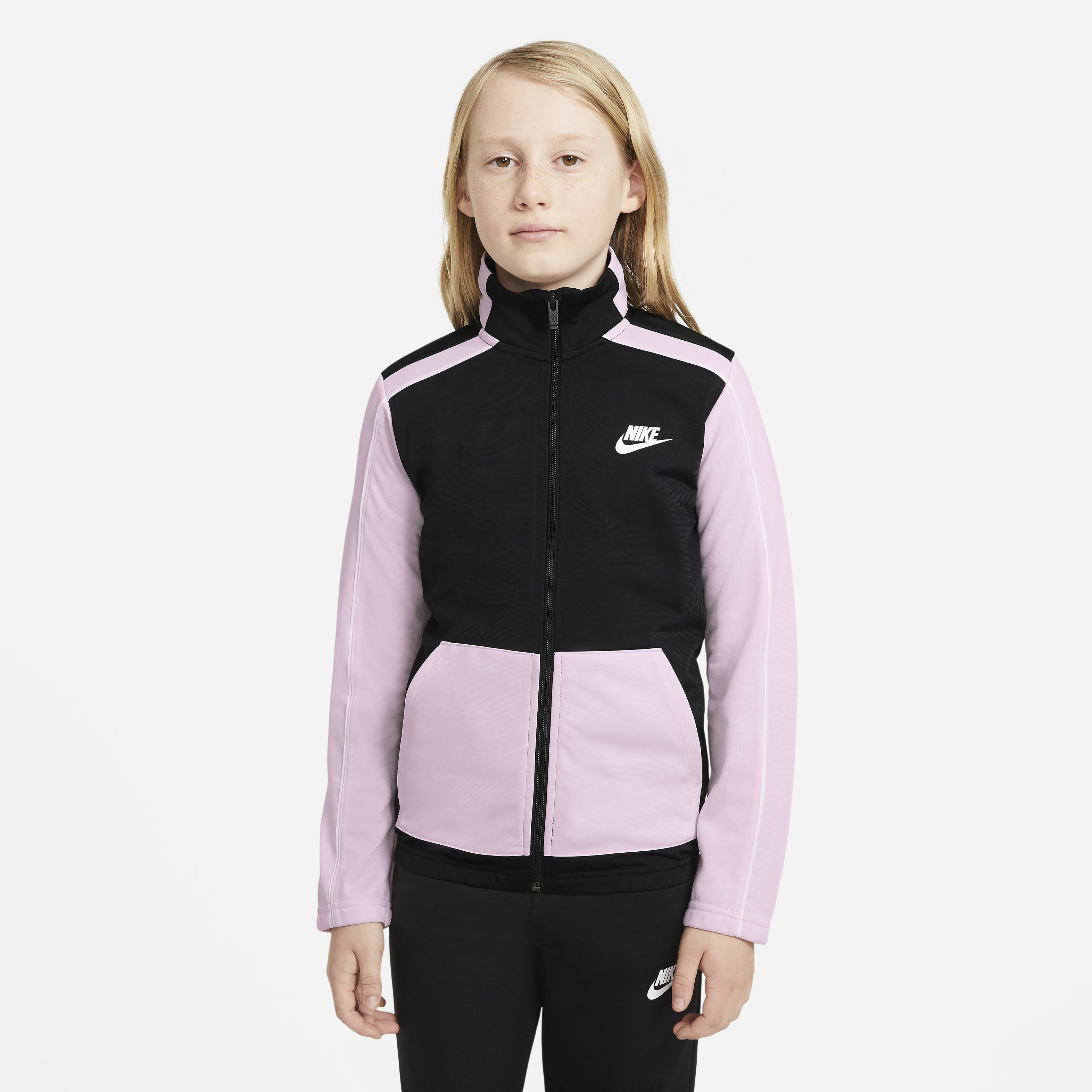 نايكي سبورتسوير image number 2