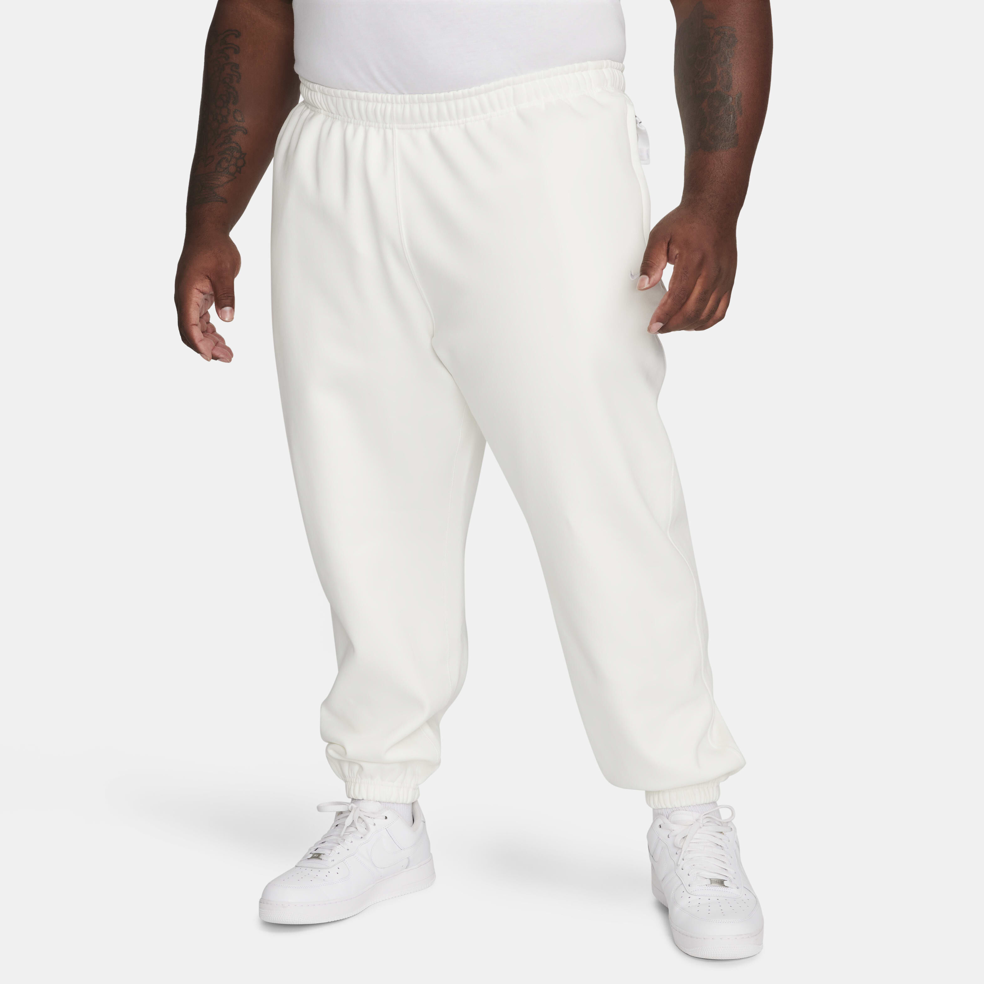 Nike Solo Swoosh image number 6