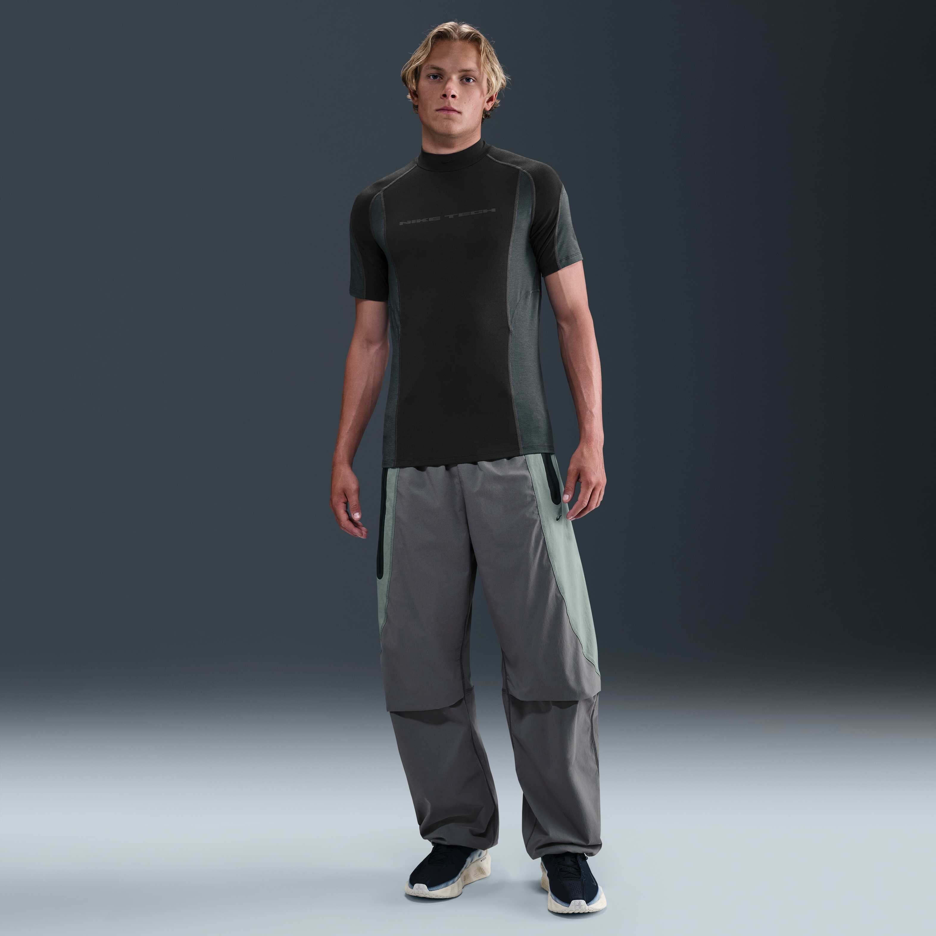 Nike Tech image number 3
