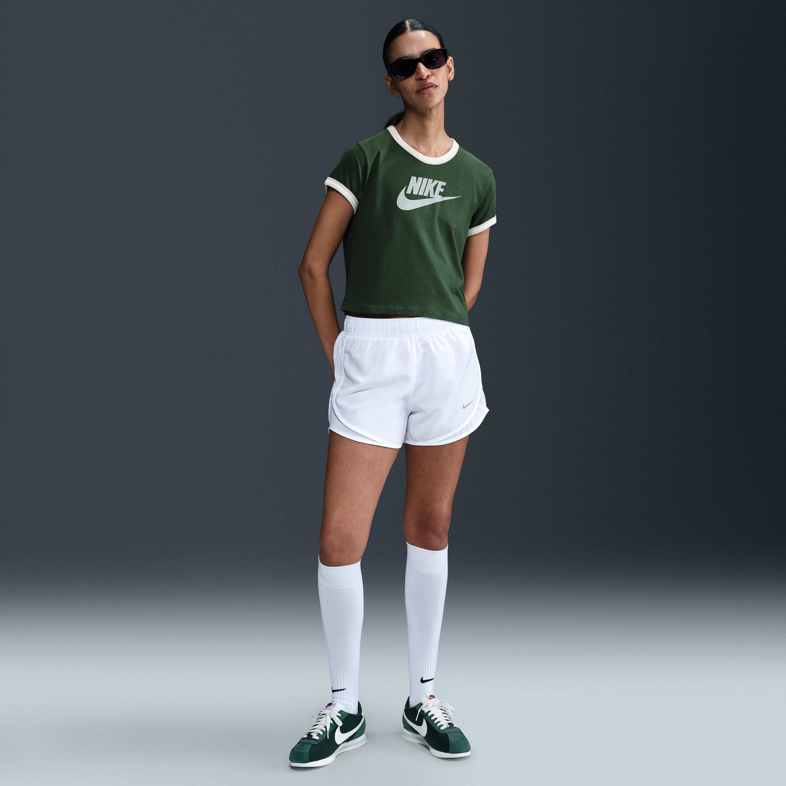 نايكي سبورتسوير image number 3