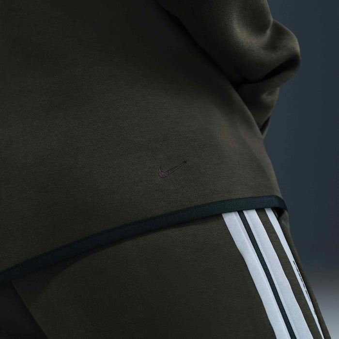 نايكي تك image number 5 نايكي تك image number 5