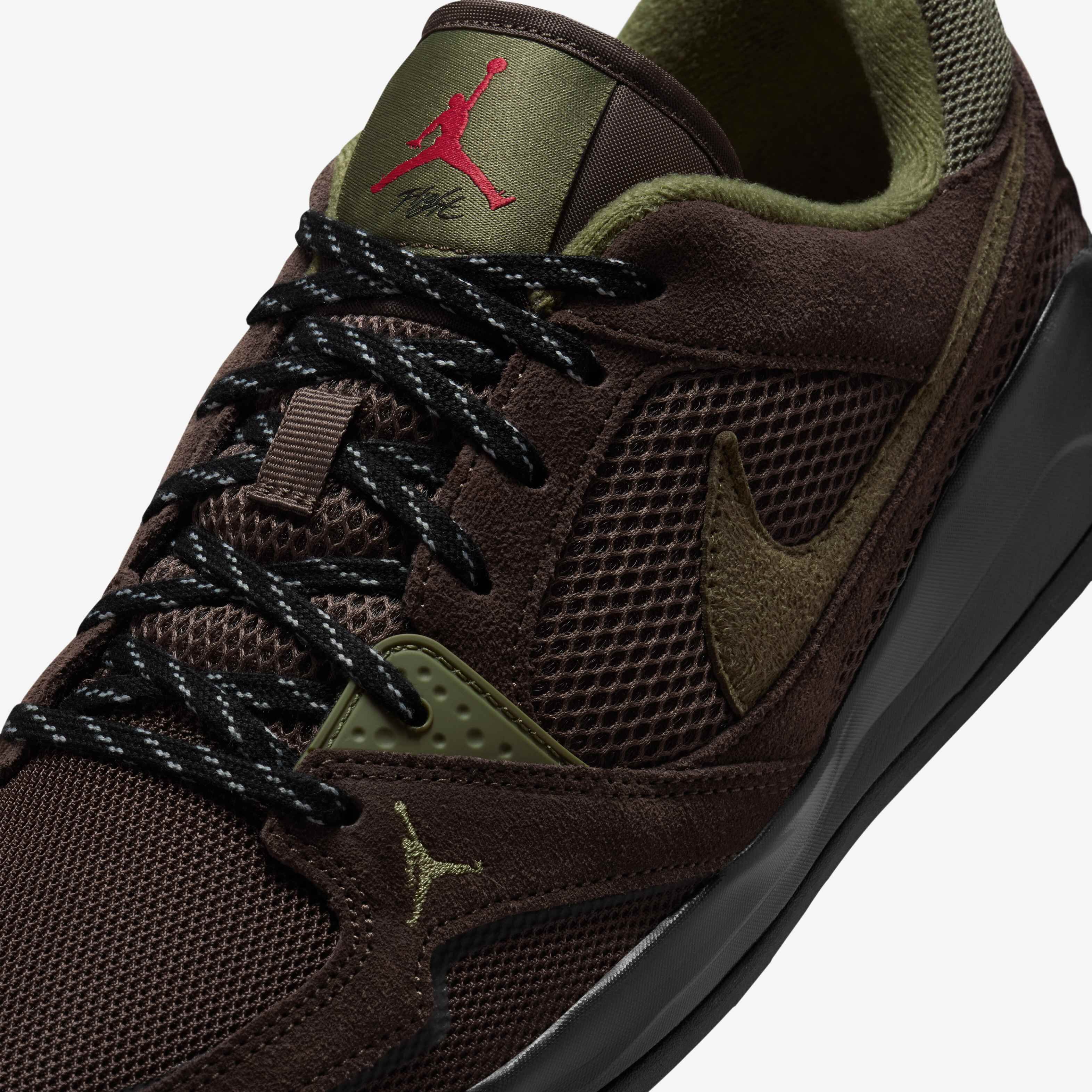 Jordan CMFT Era image number 6