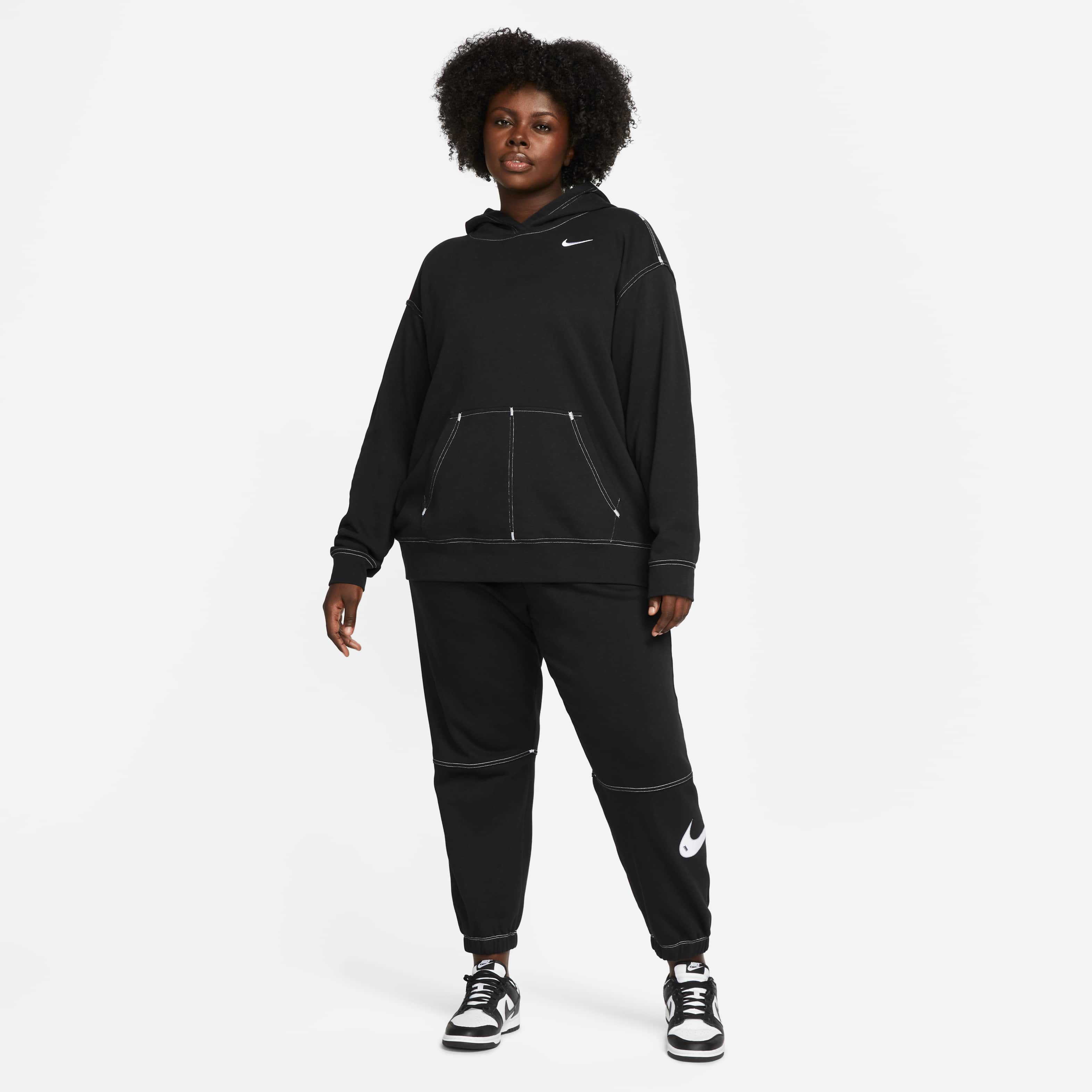 نايكي سبورتسوير سووش image number 4