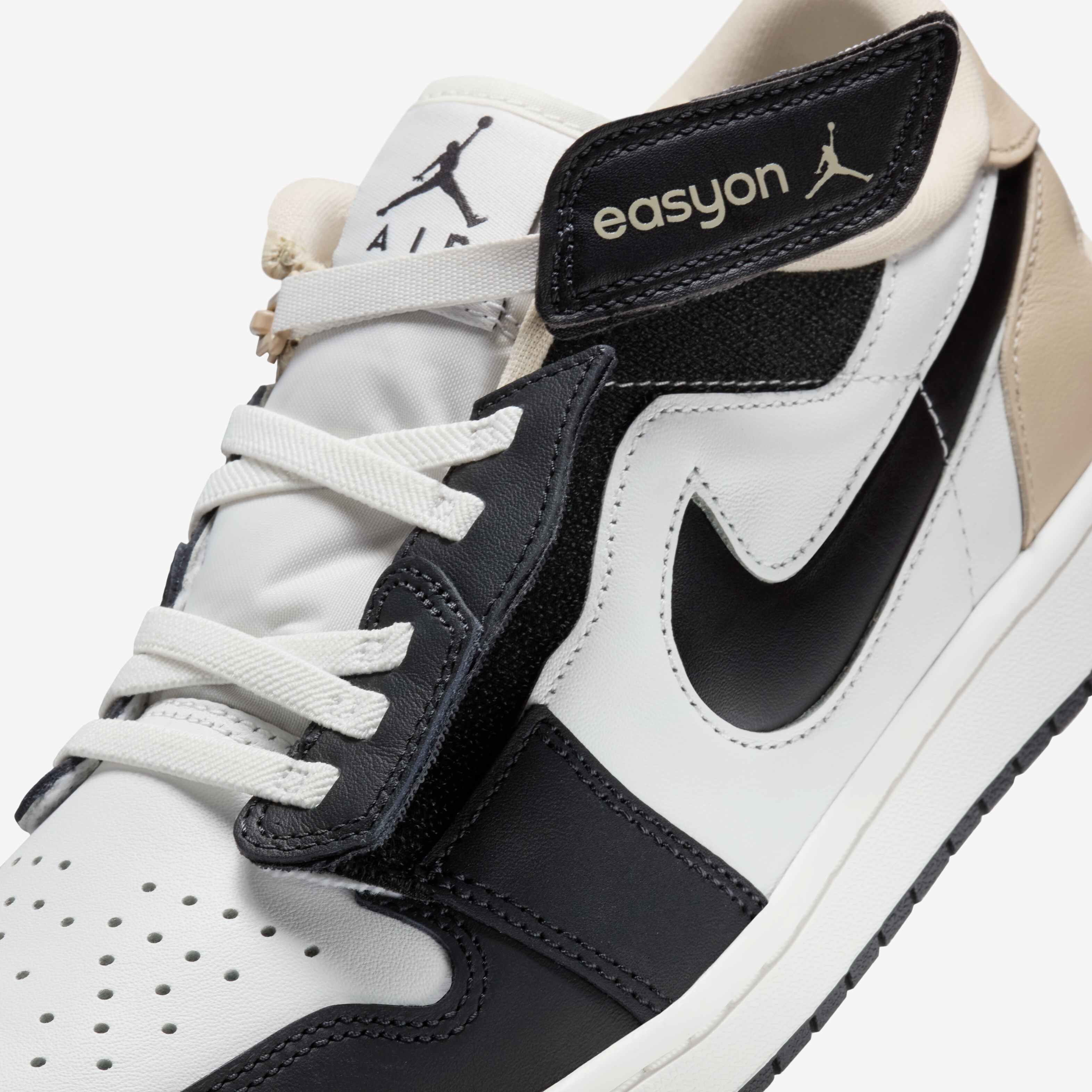 اير جوردن 1 لو ايزي اون image number 6