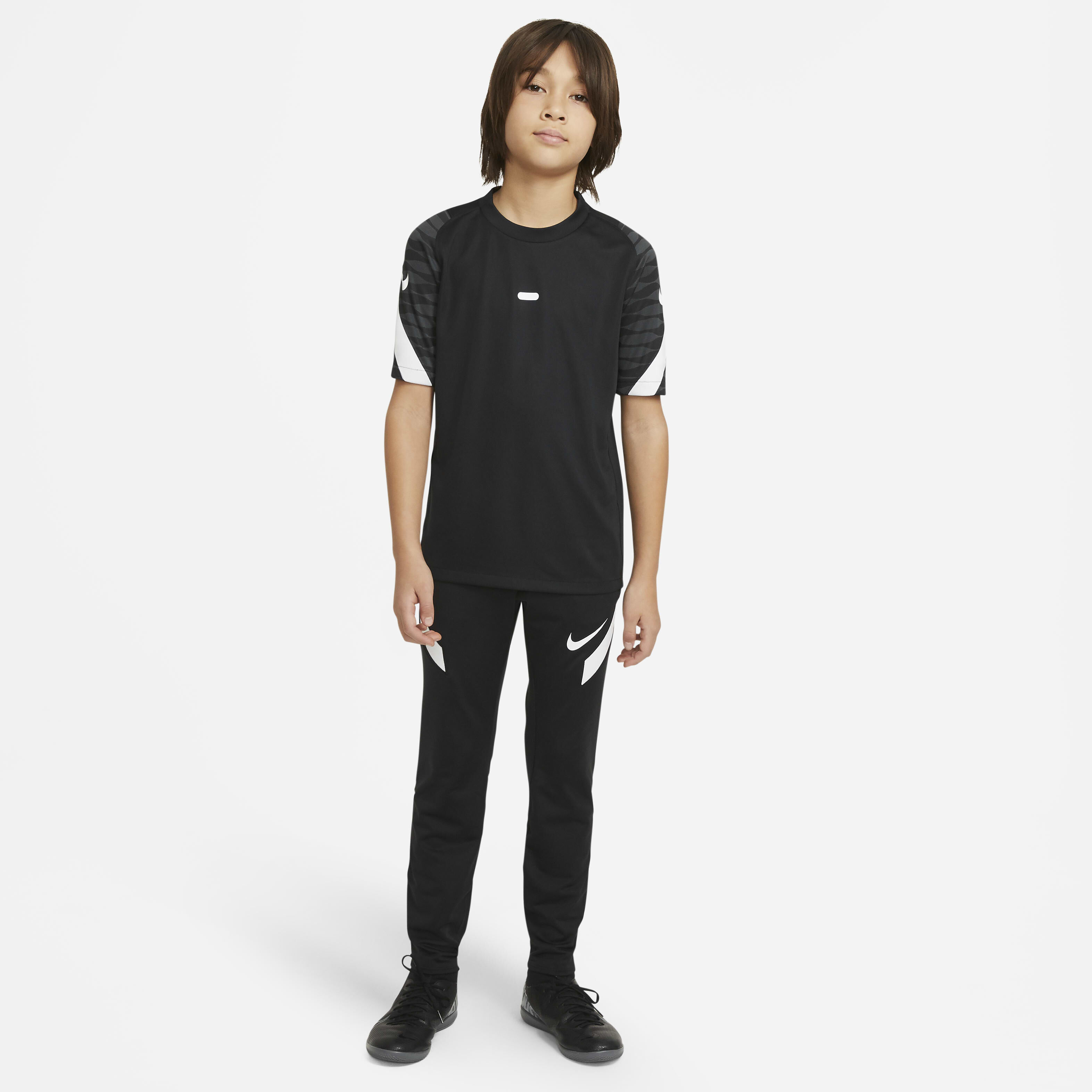 Nike Dri-FIT Strike image number 4