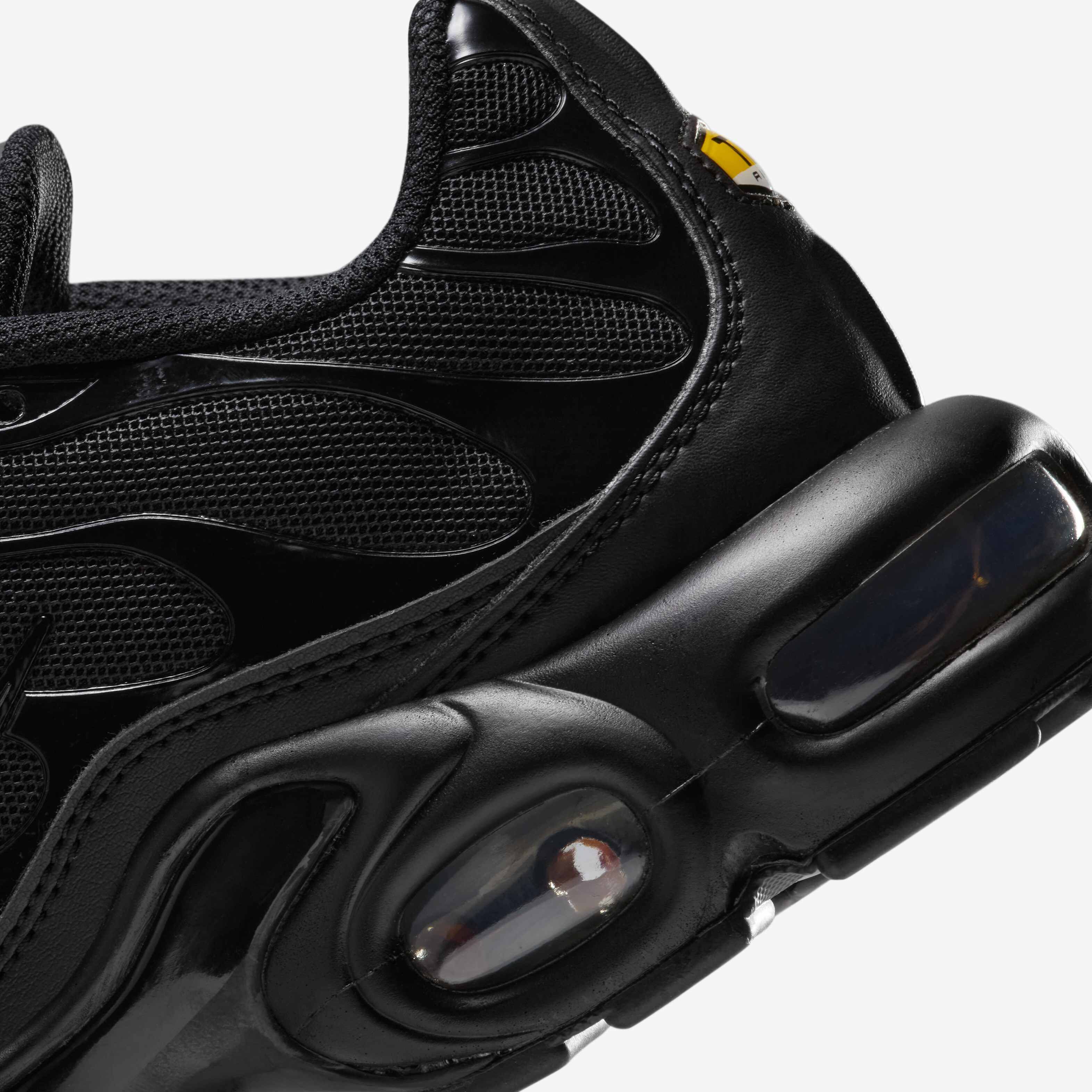 Nike Air Max Plus image number 7