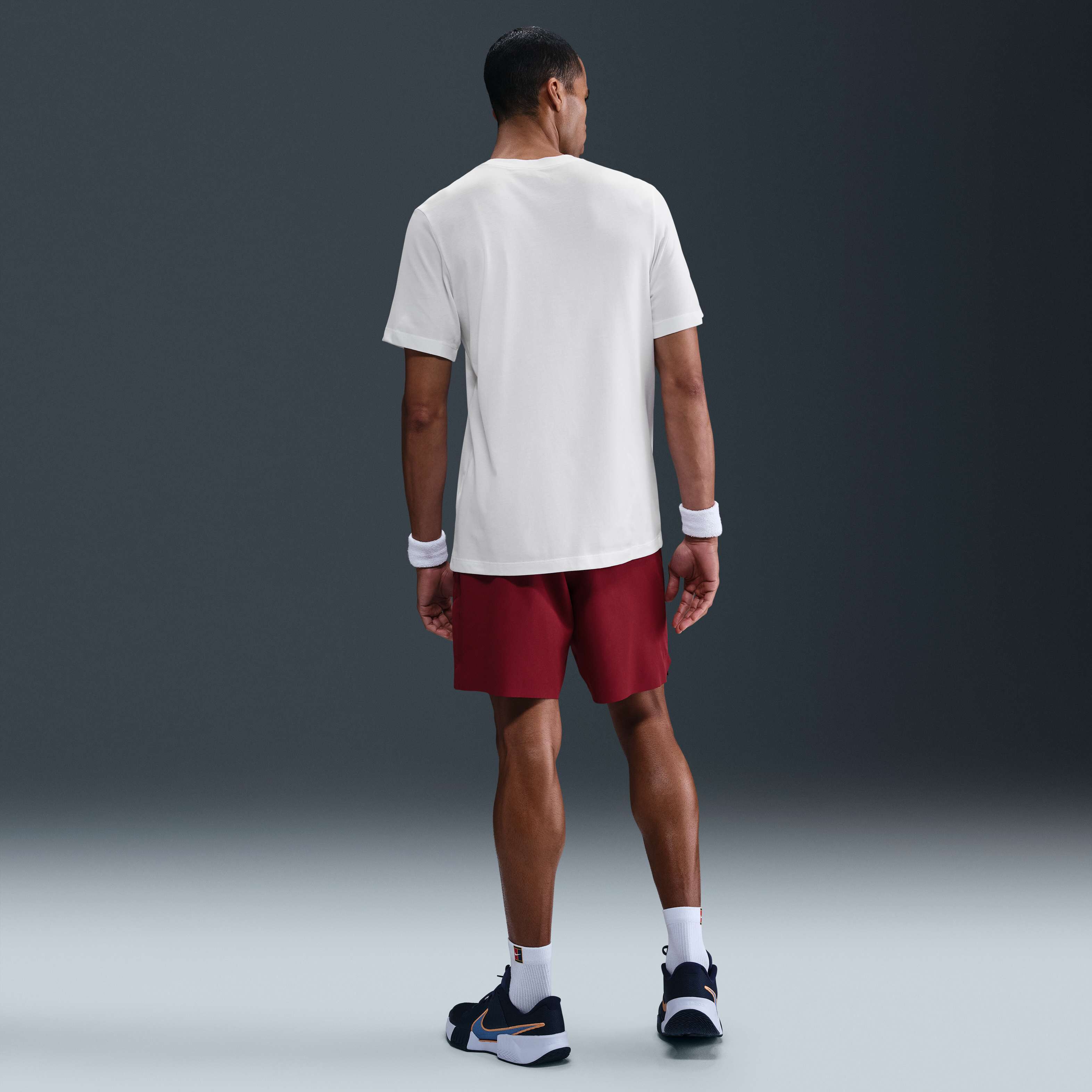 NikeCourt image number 4