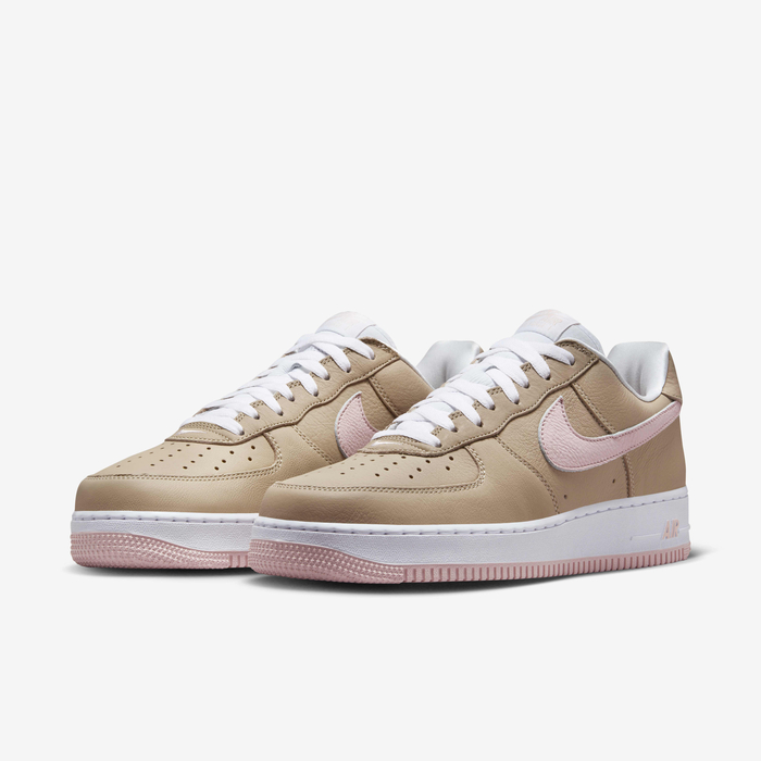 Nike Air Force 1 Low Retro image number 4 Nike Air Force 1 Low Retro image number 4