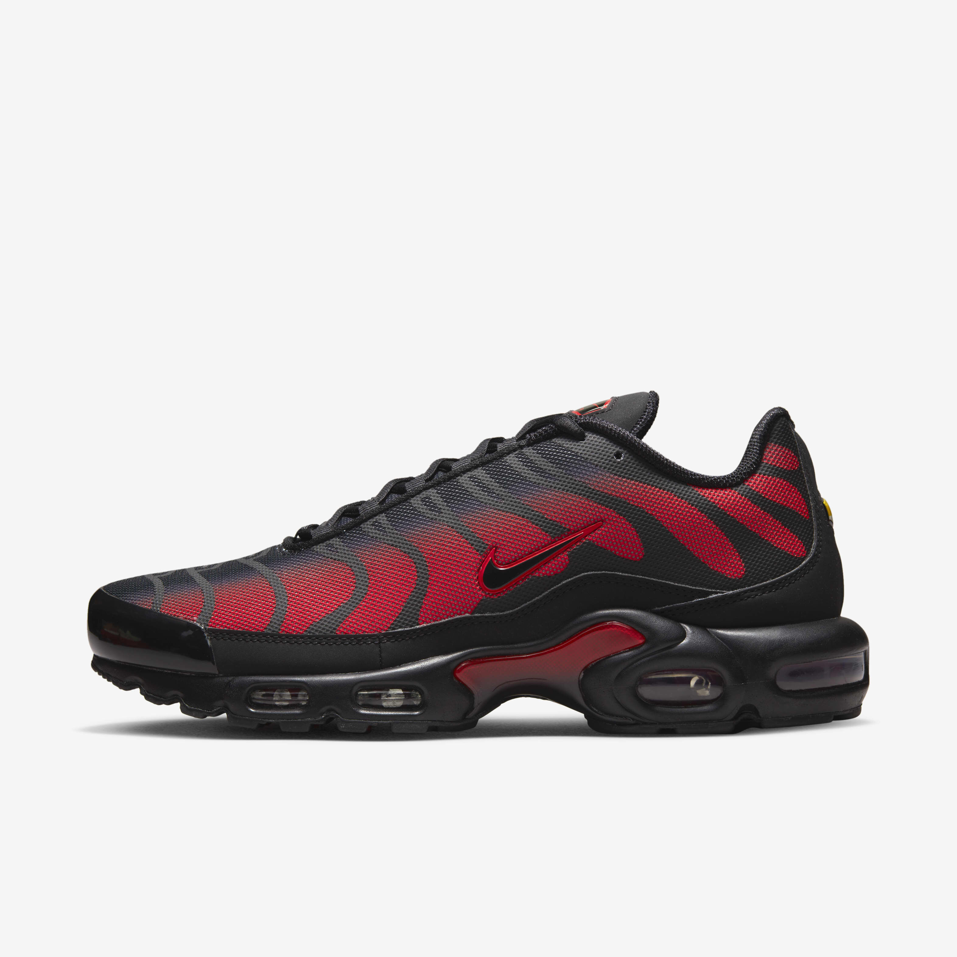 red airmax plus mens
