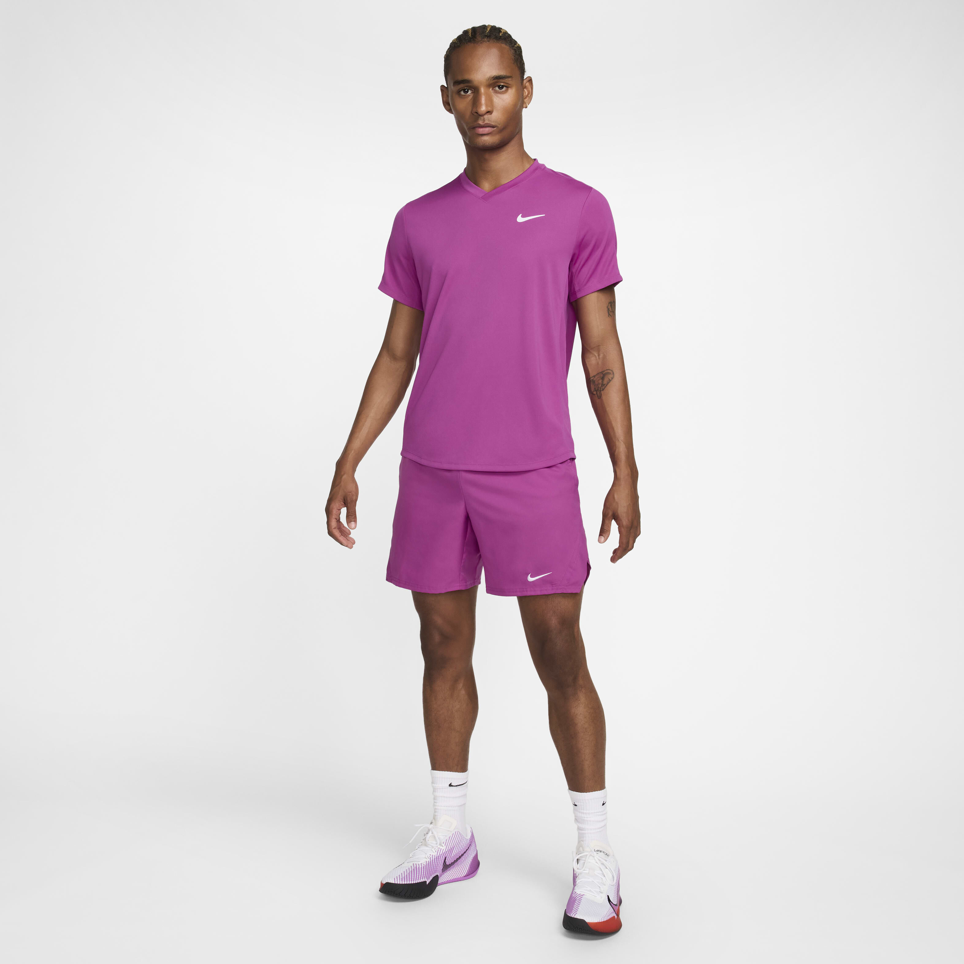 NikeCourt Dri-FIT Victory image number 3