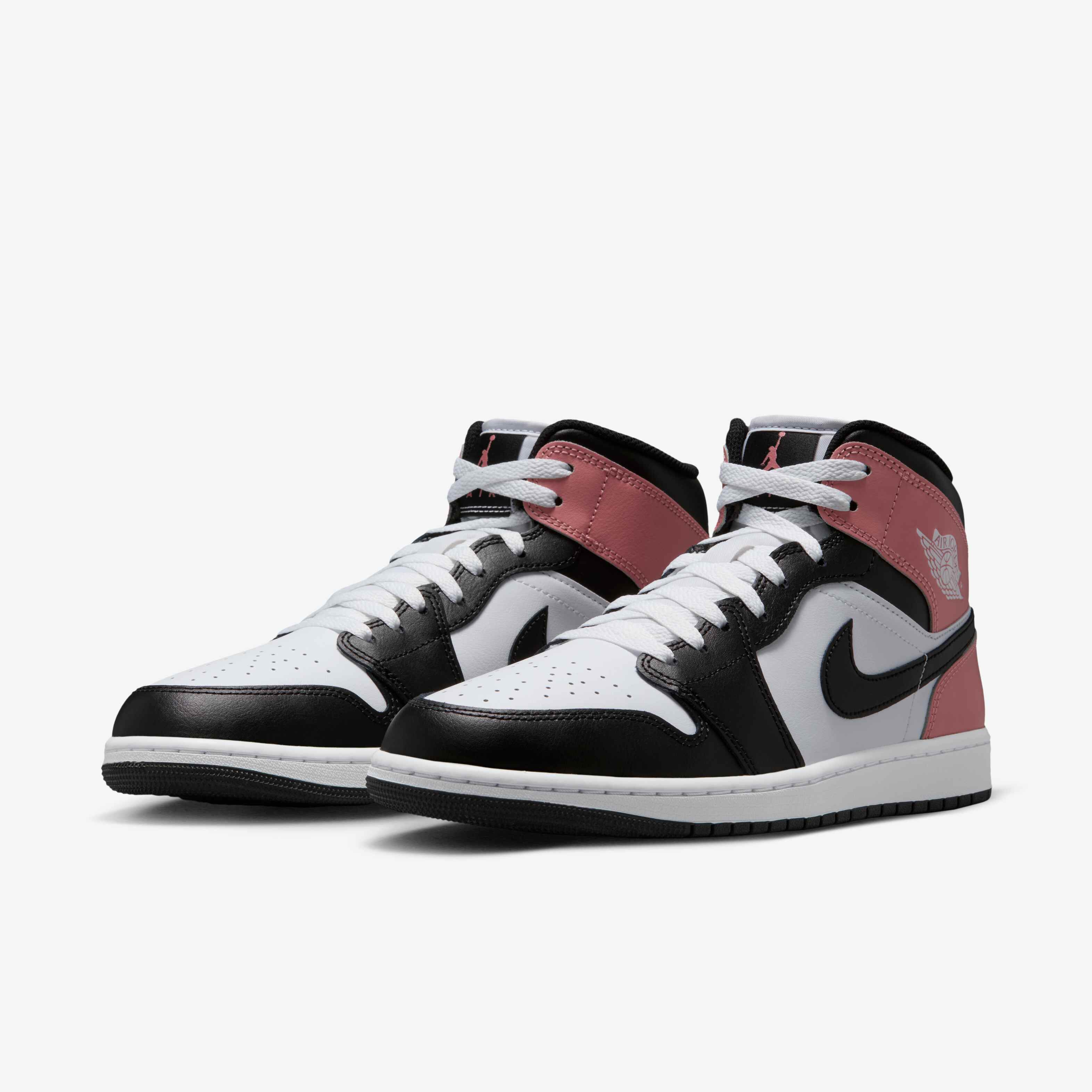Air Jordan 1 Mid image number 4