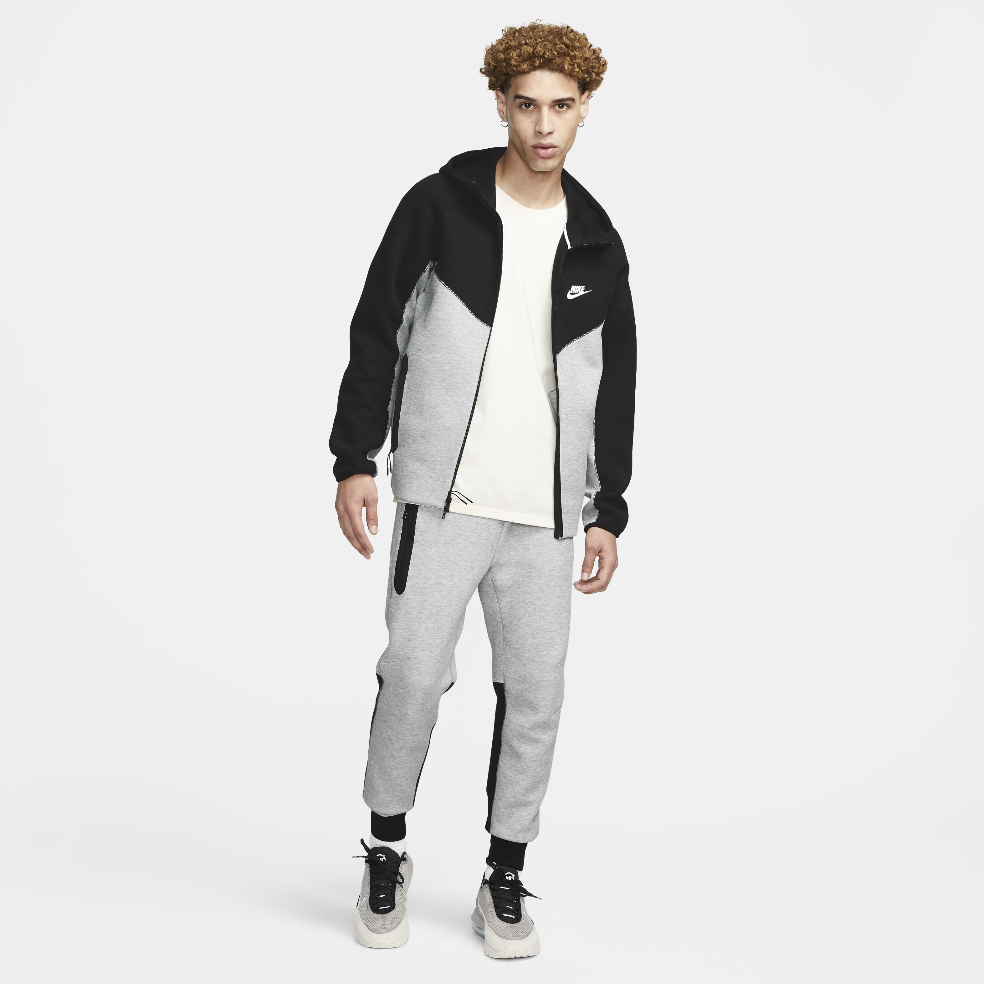 Nike fleece hoodie and joggers outlet