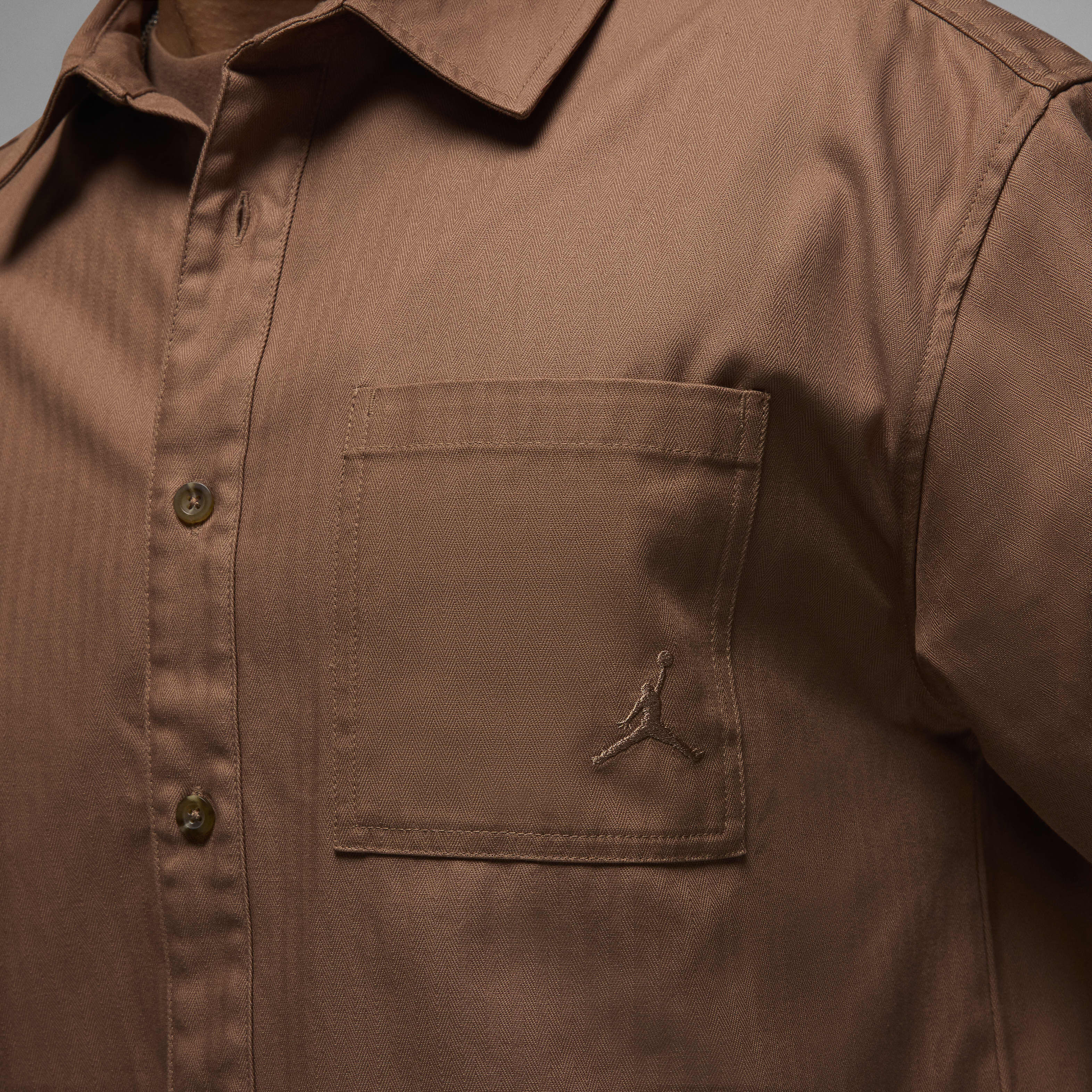 Jordan Essentials image number 3