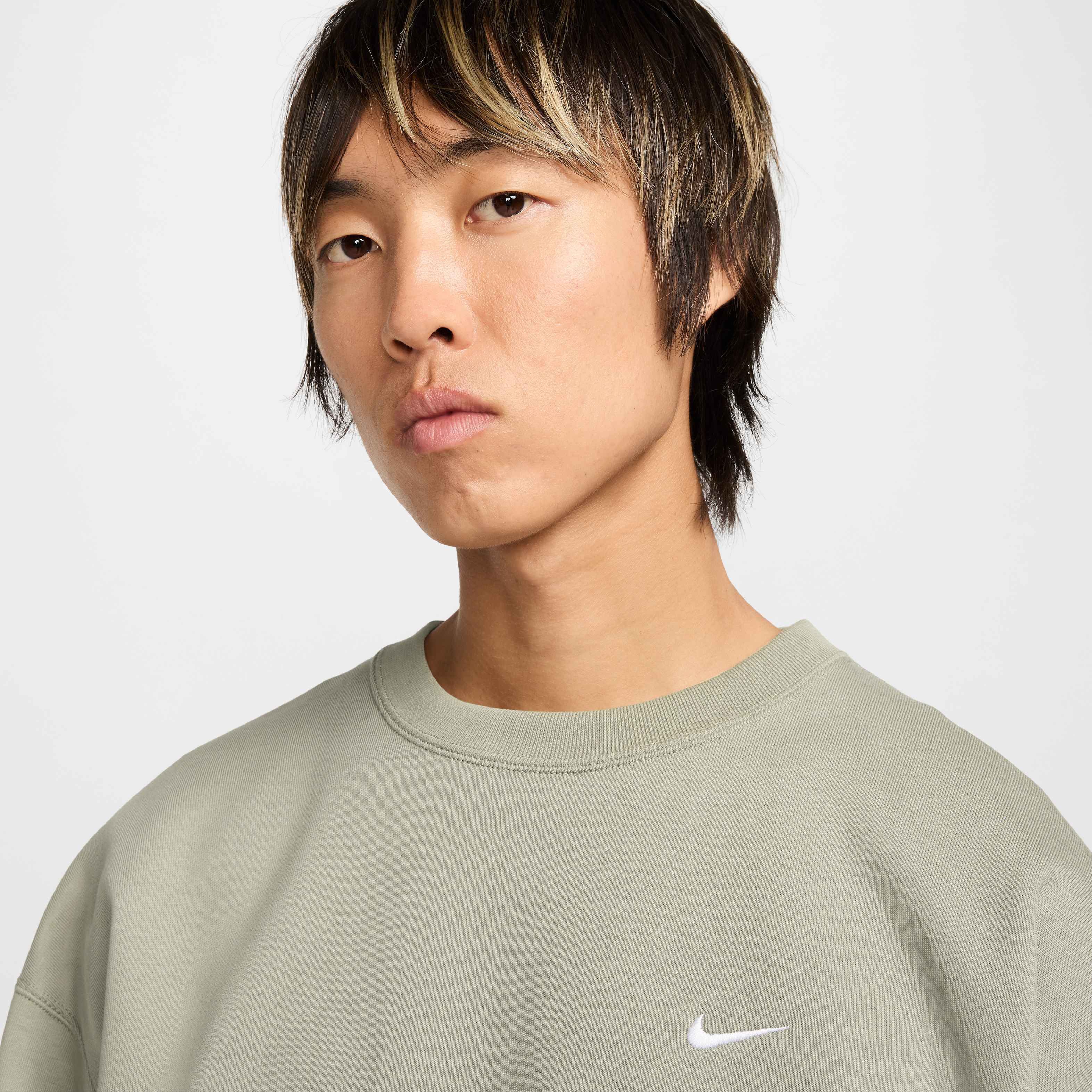 نايكي سولو سووش image number 2