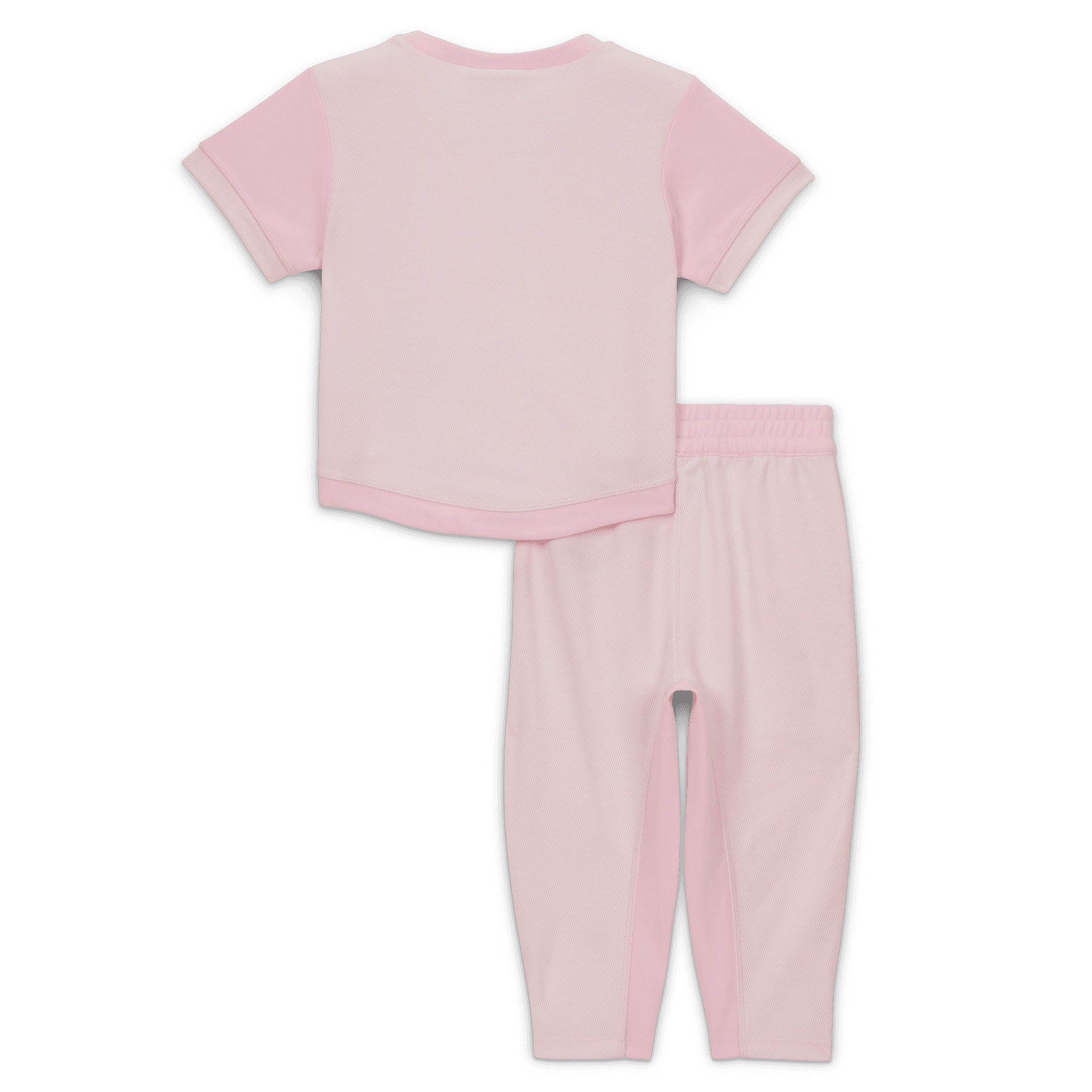 نايكي ريدي، ست! image number 1