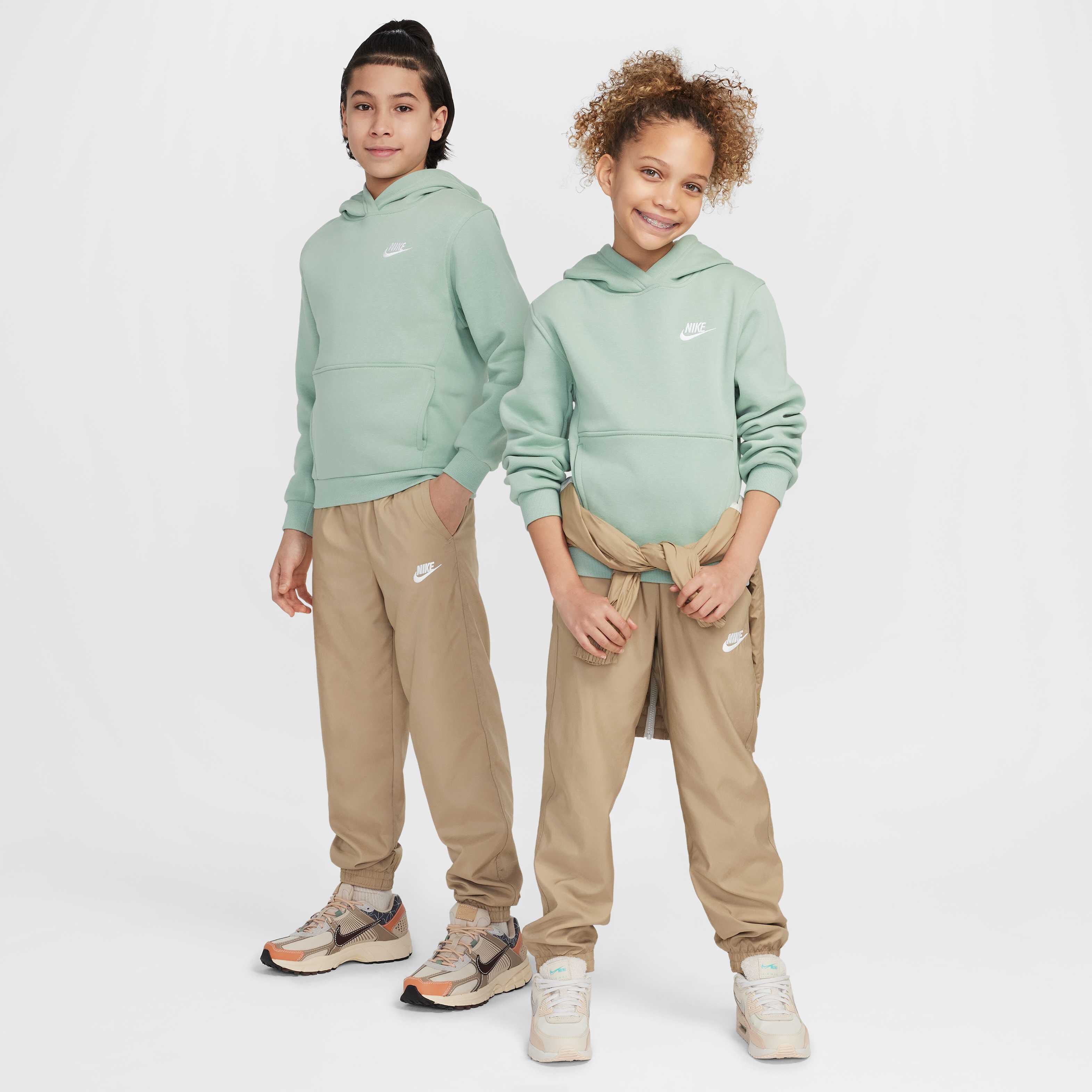 نايكي سبورتسوير كلوب فليس image number 6