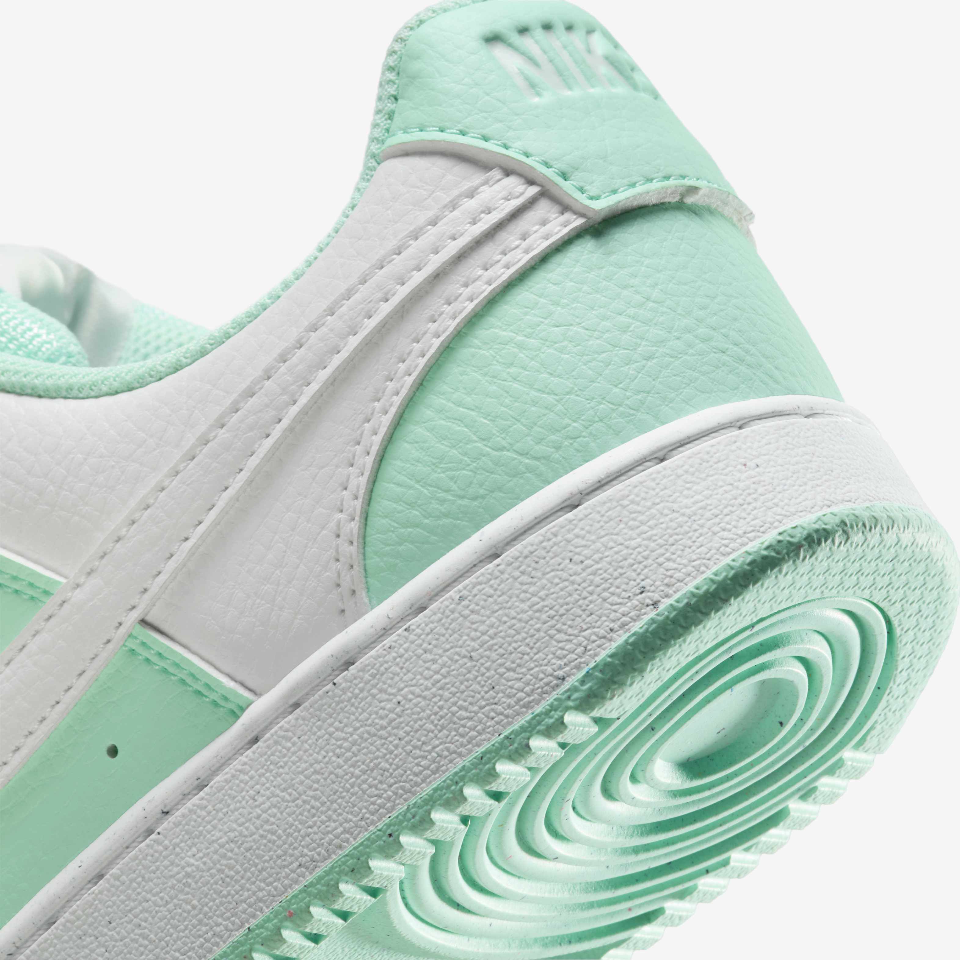 نايكي كورت فيجن لو نكست نيتشور image number 7