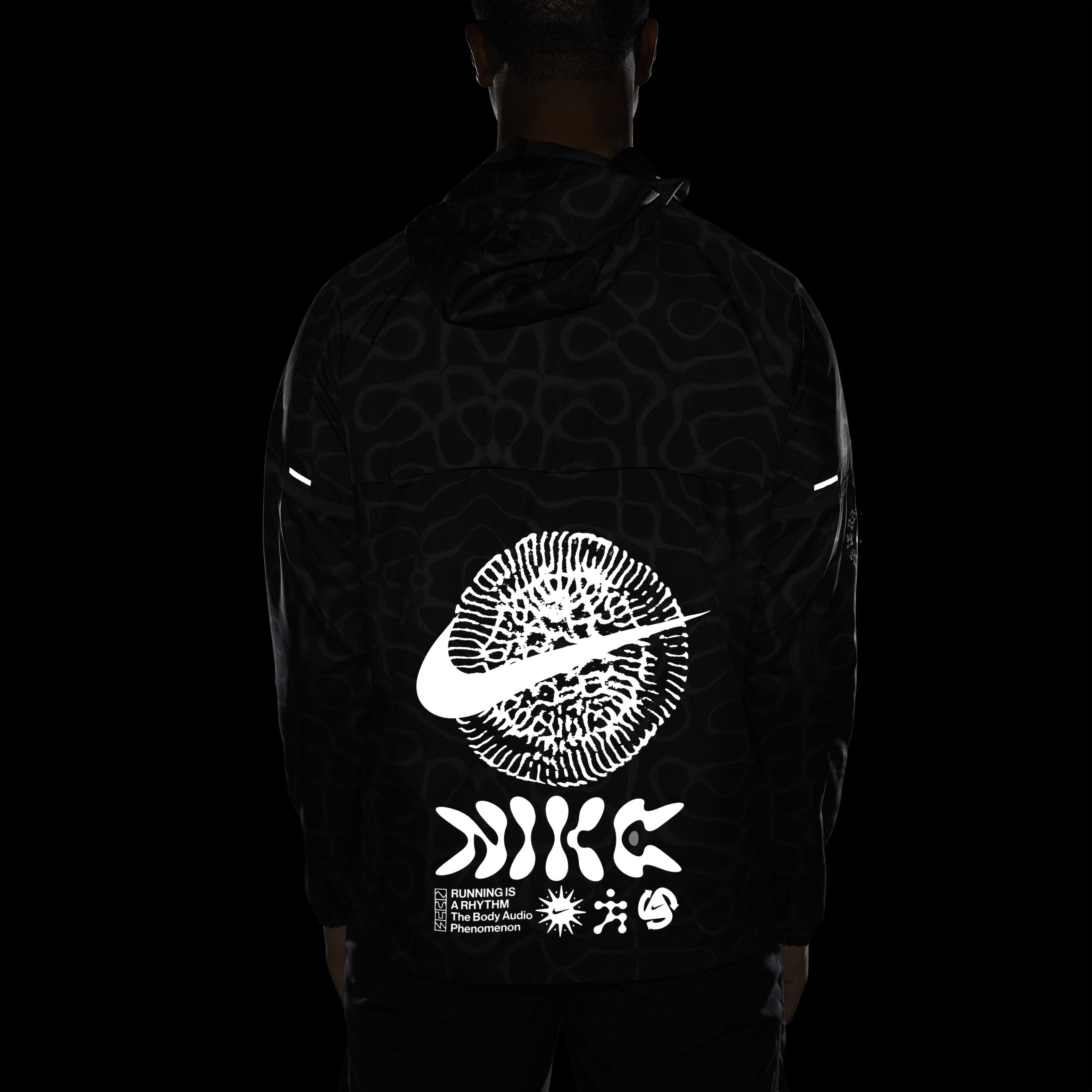 Nike Wild Run Windrunner image number 9