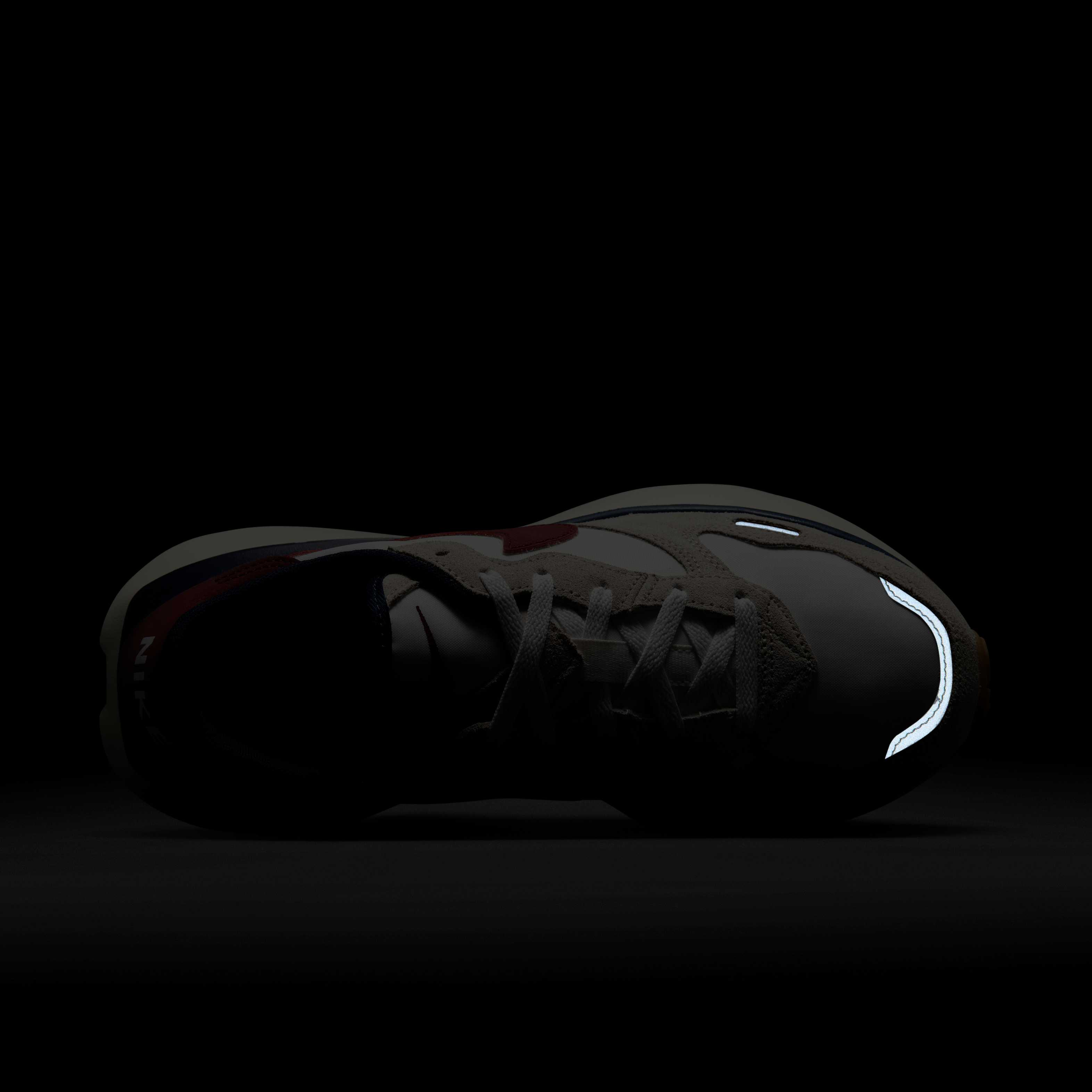 Nike Phoenix Waffle image number 9