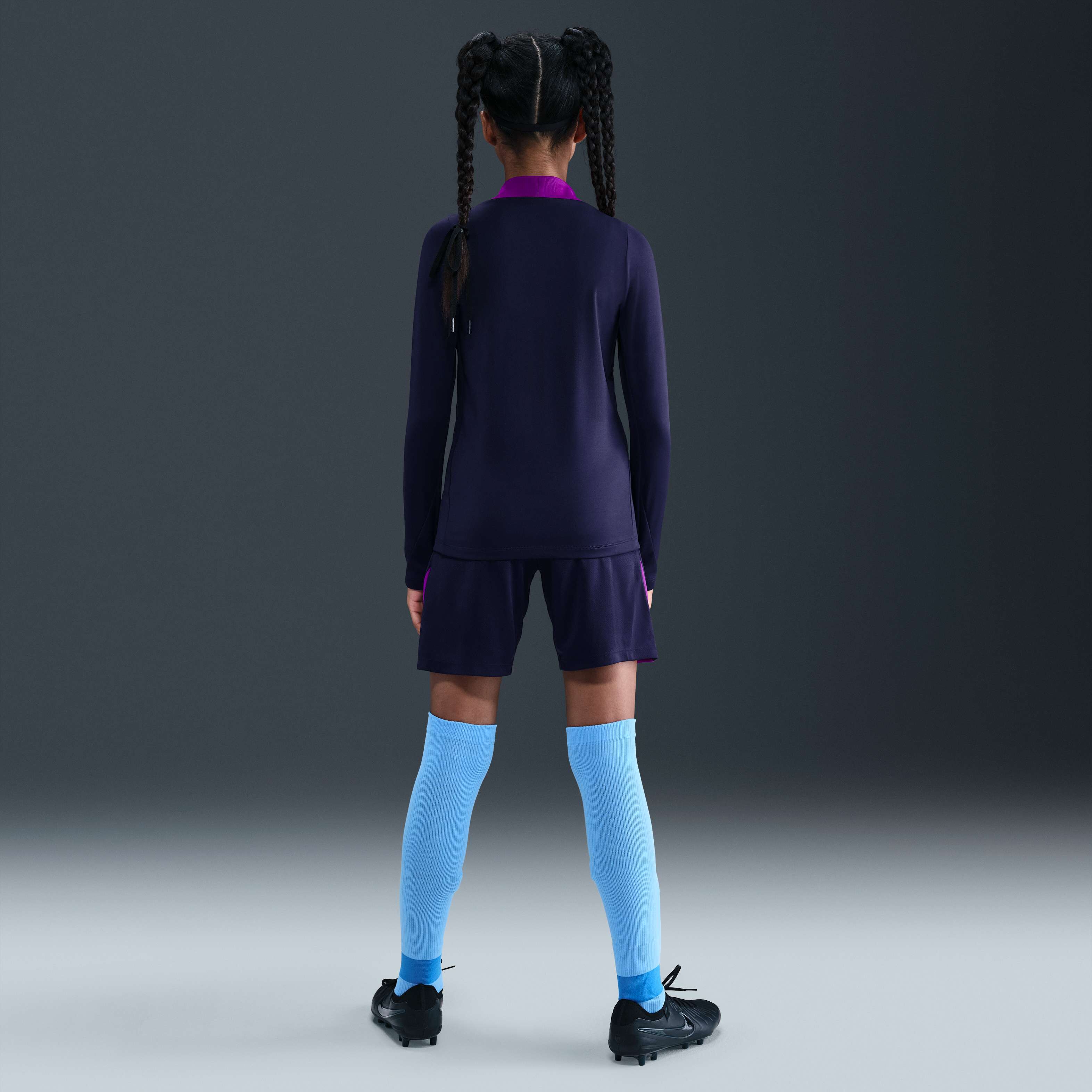 F.C. Barcelona Strike image number 4