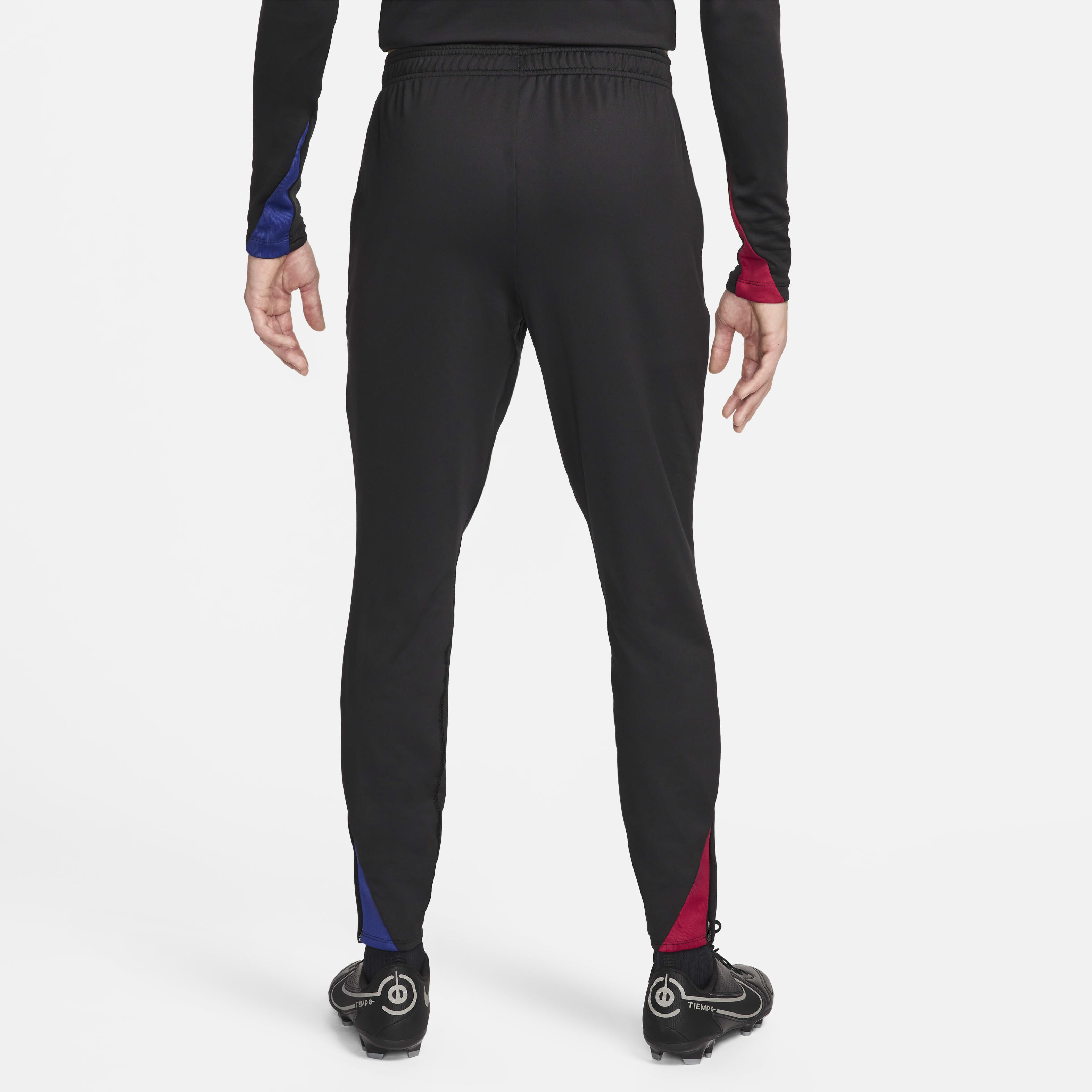 F.C. Barcelona Strike image number 1